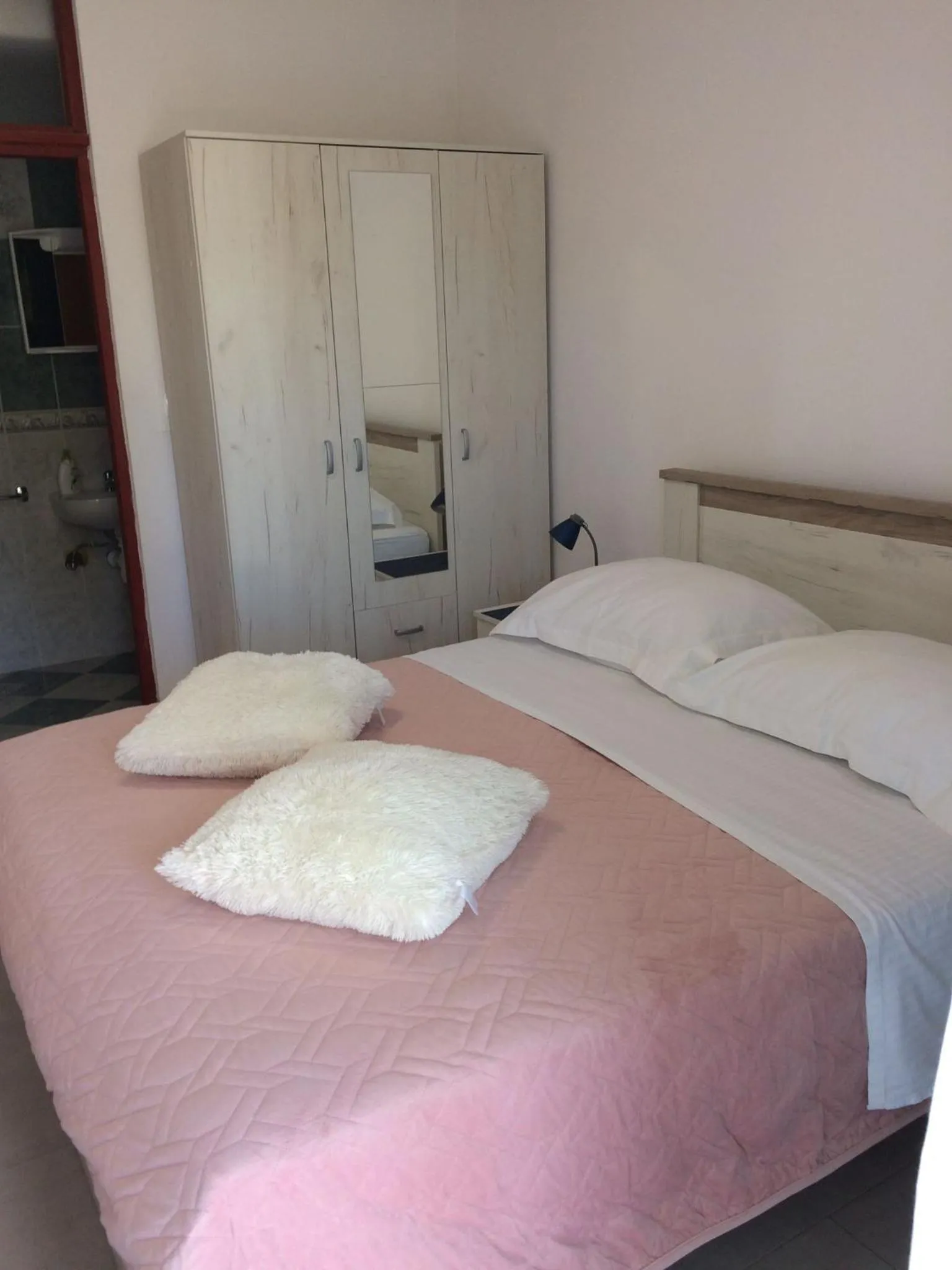 Bed in Apartments Biočić