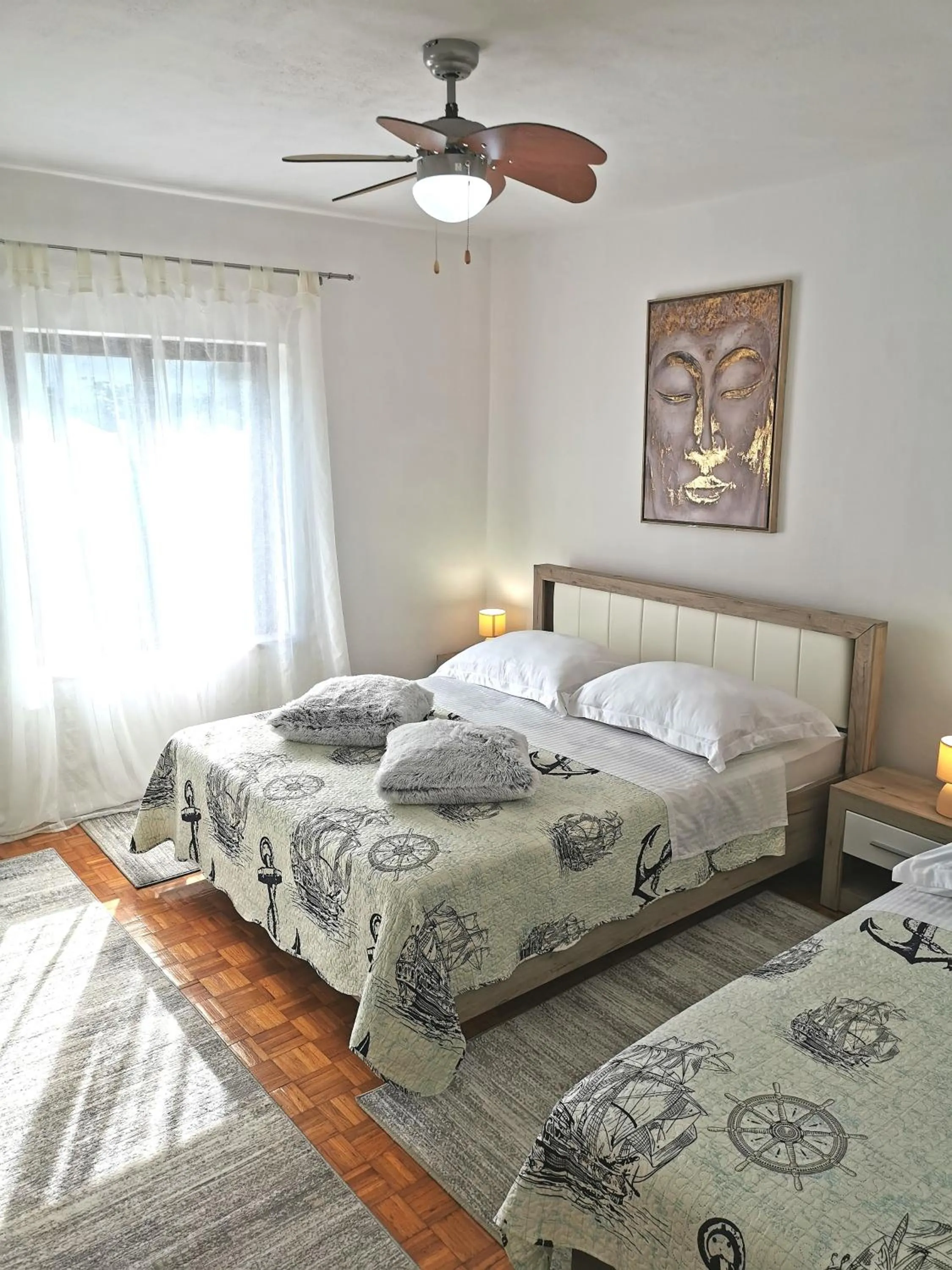 Bed in Apartments Biočić