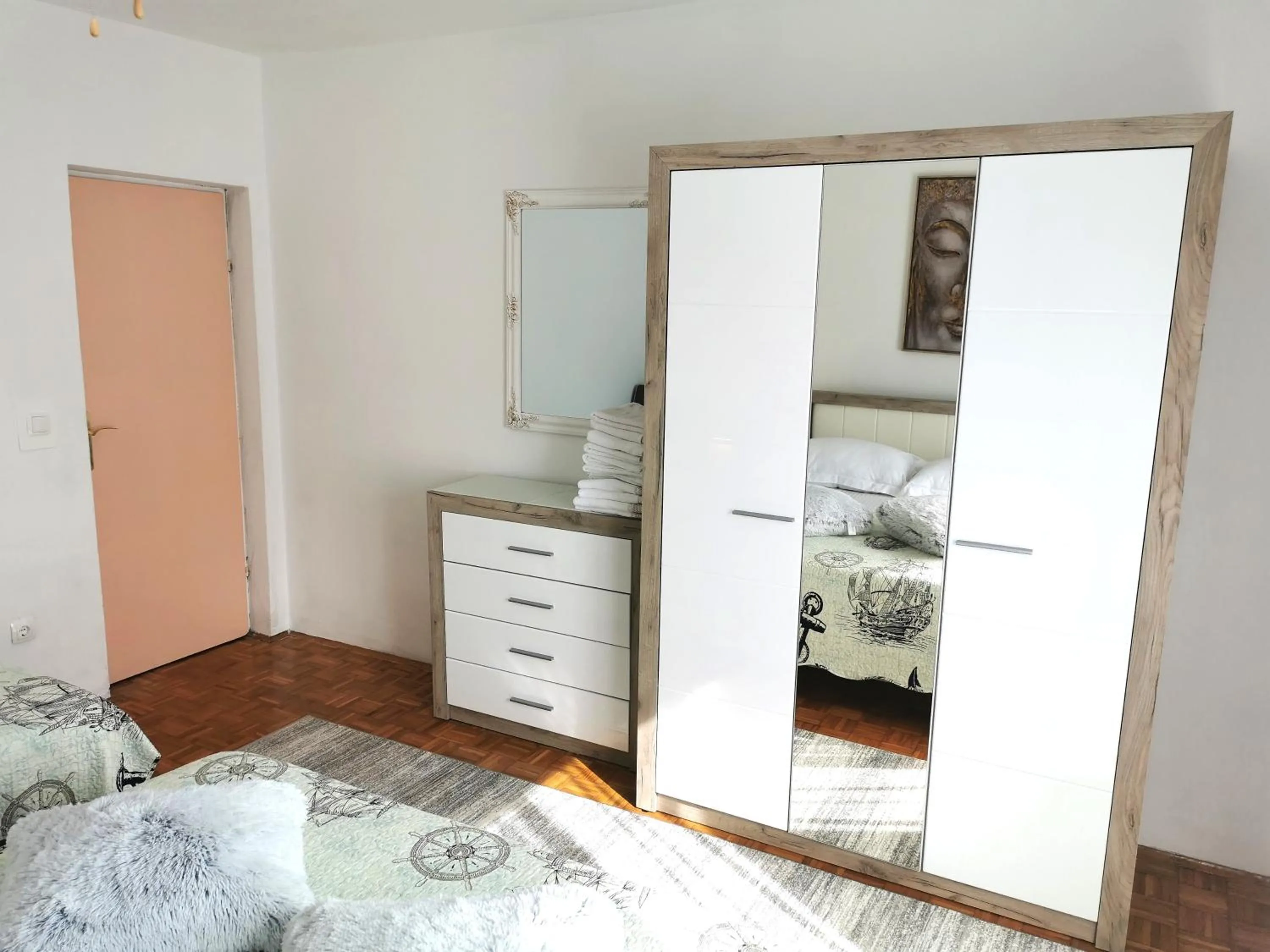 Bed in Apartments Biočić