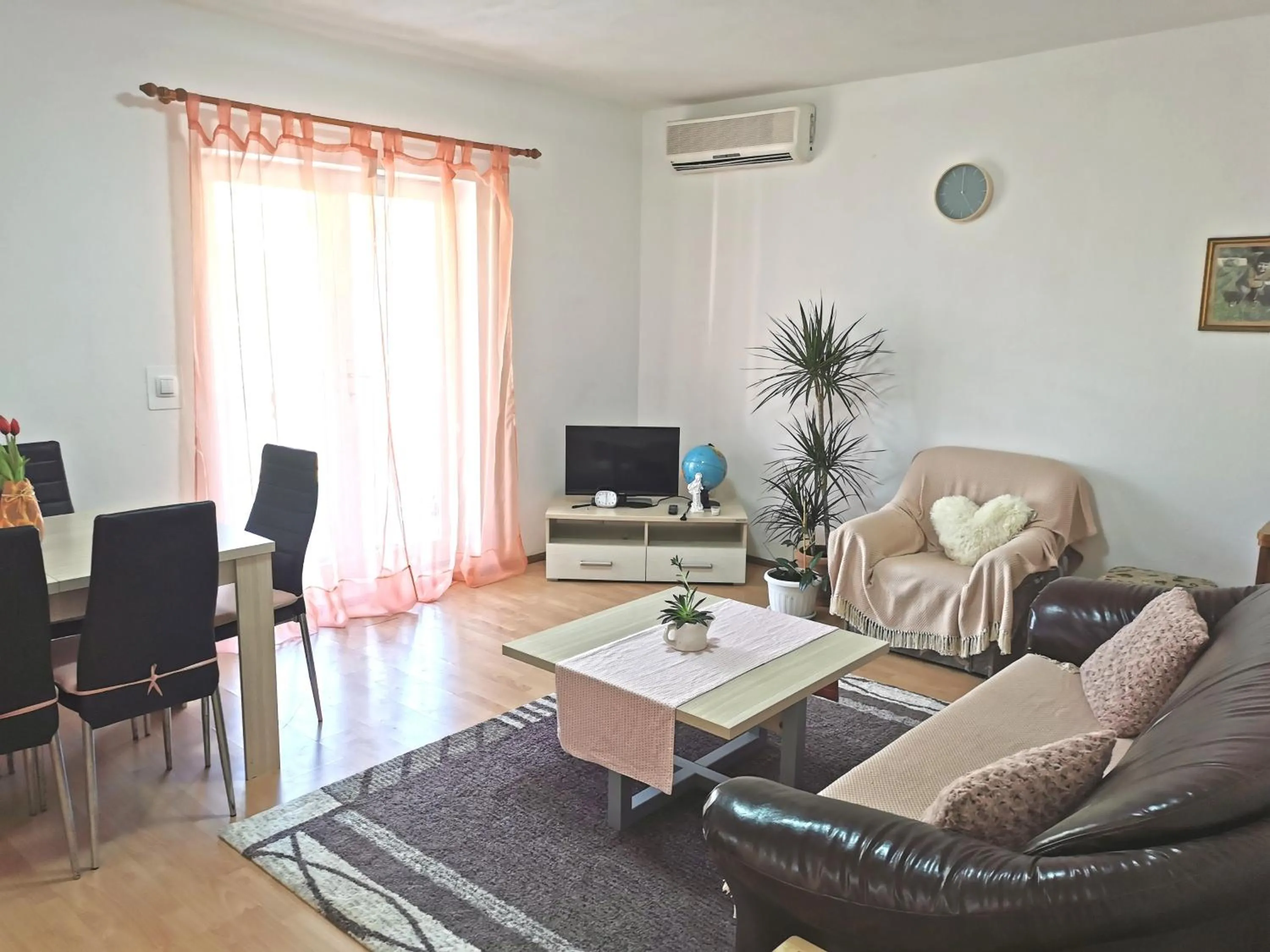 Apartments Biočić
