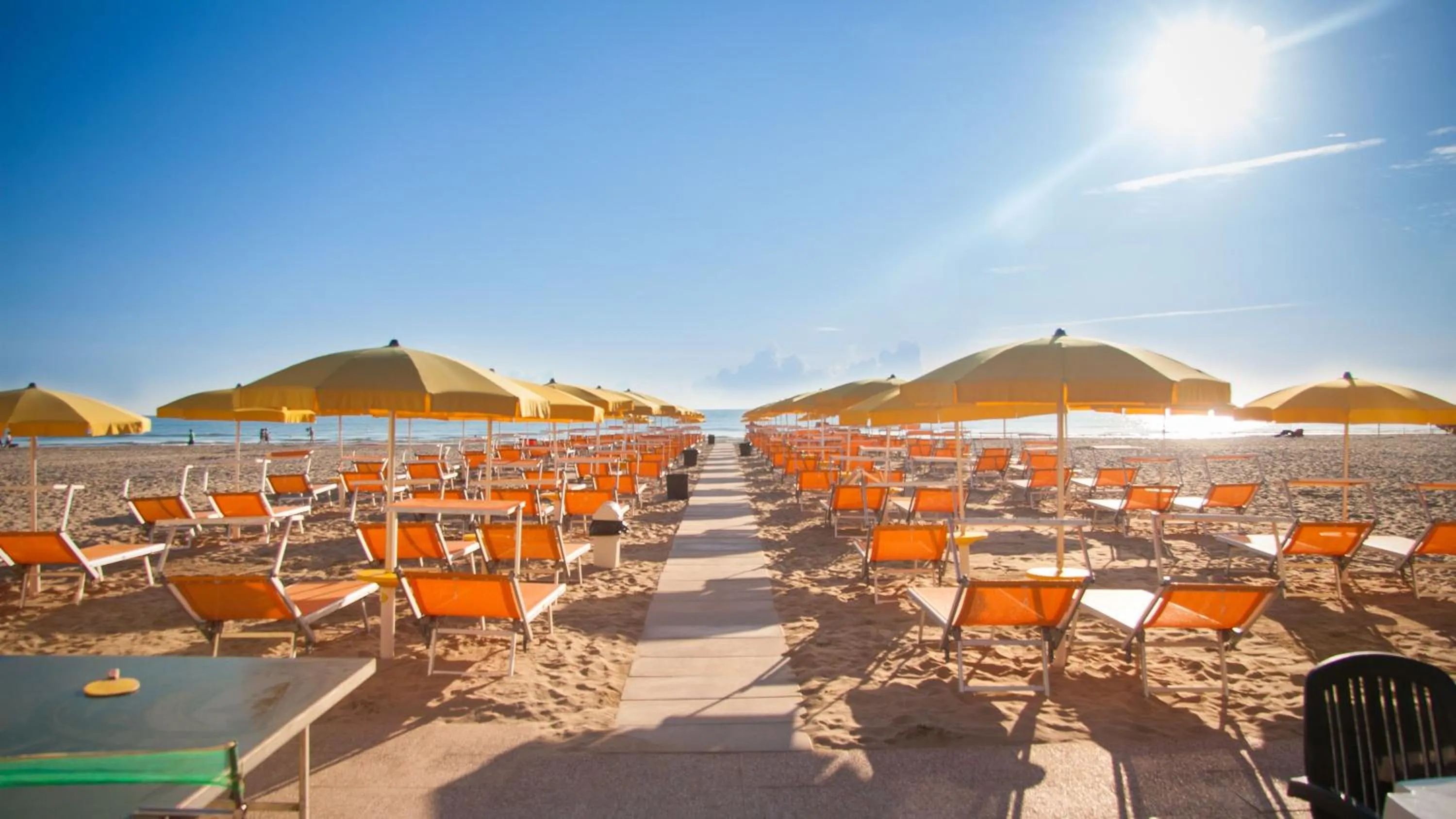 Beach in Club Vacanze In