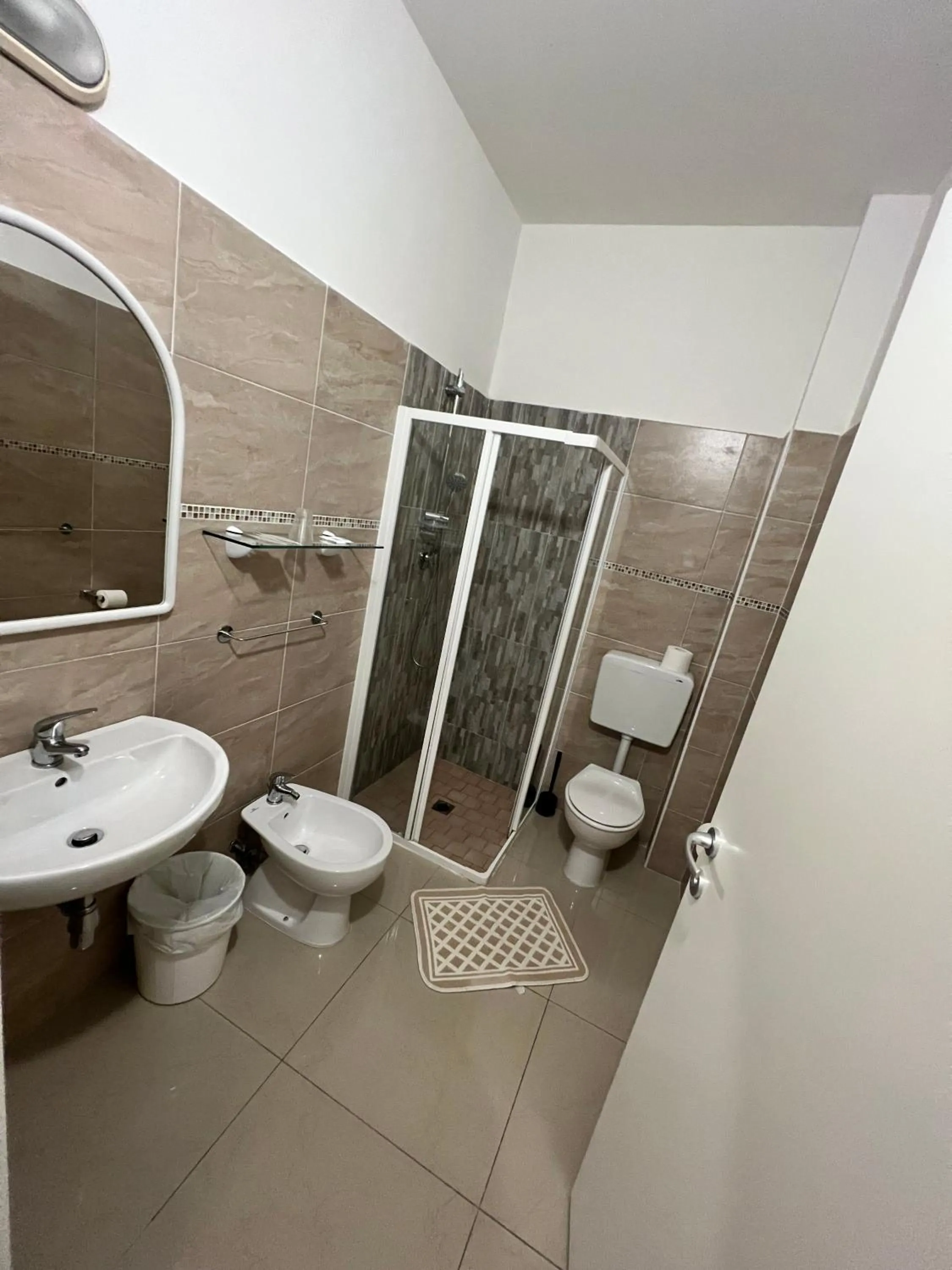 Shower in Club Vacanze In