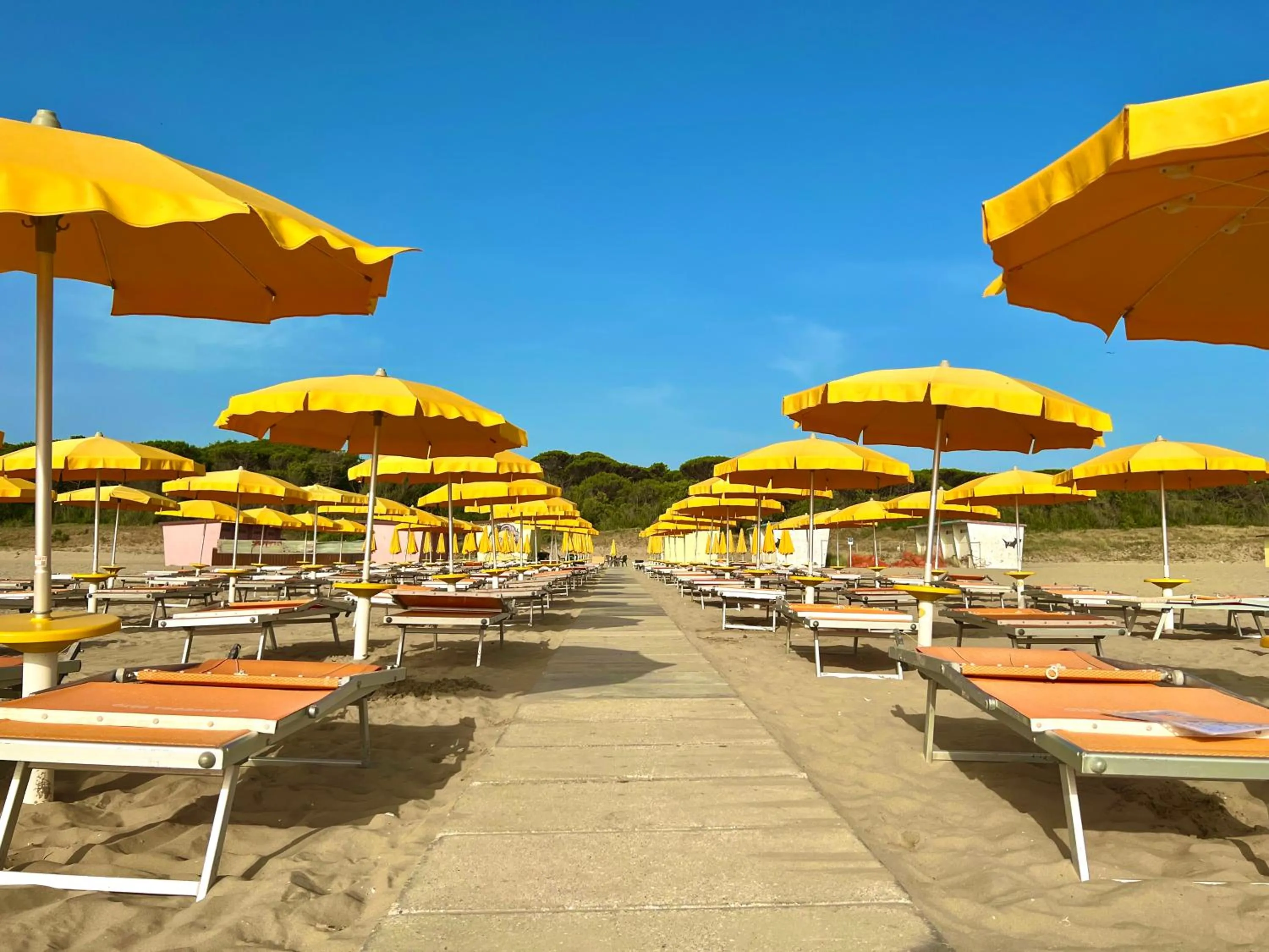 Beach in Club Vacanze In