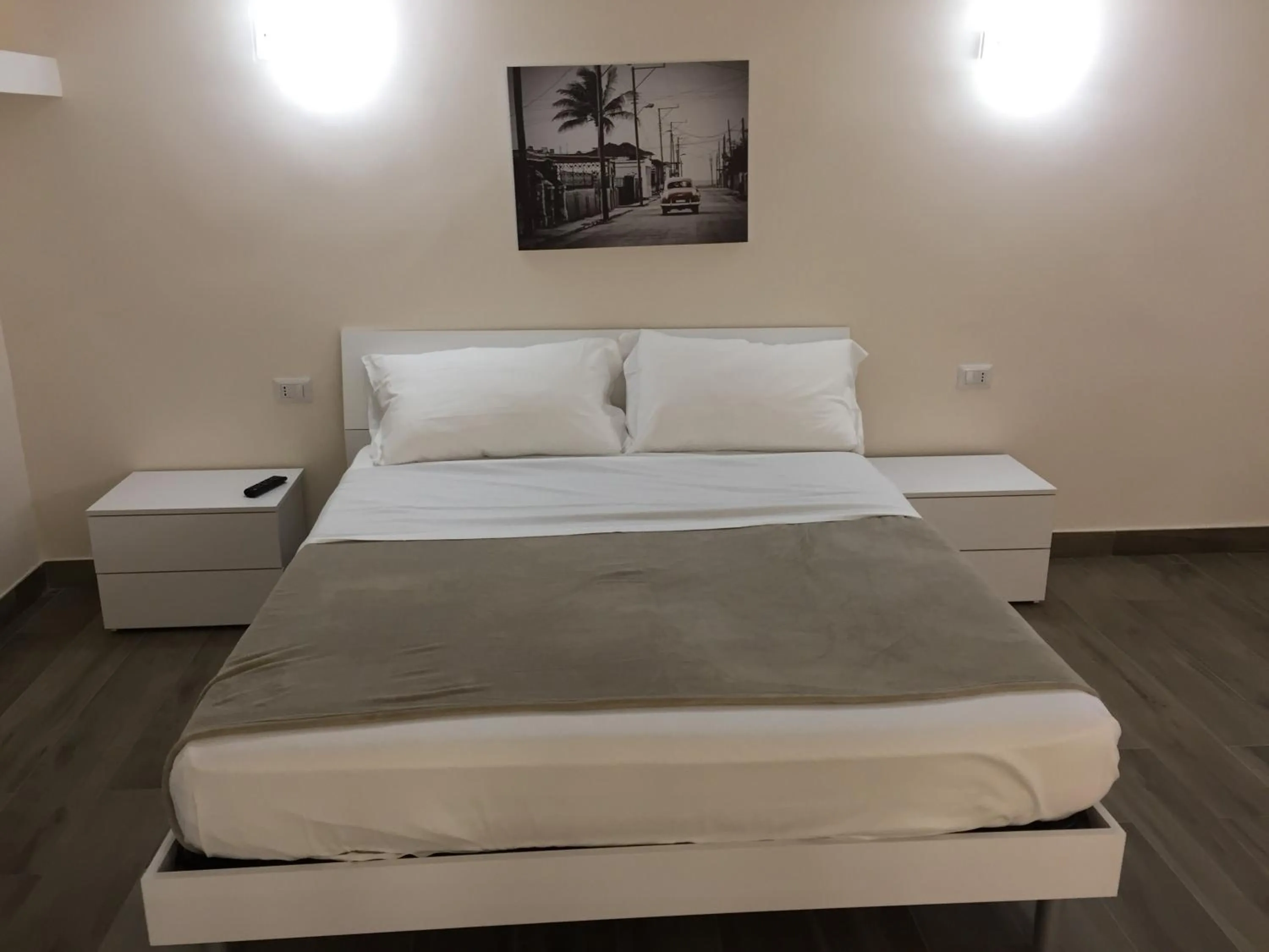 Bed in Garibaldi Station 2punto0