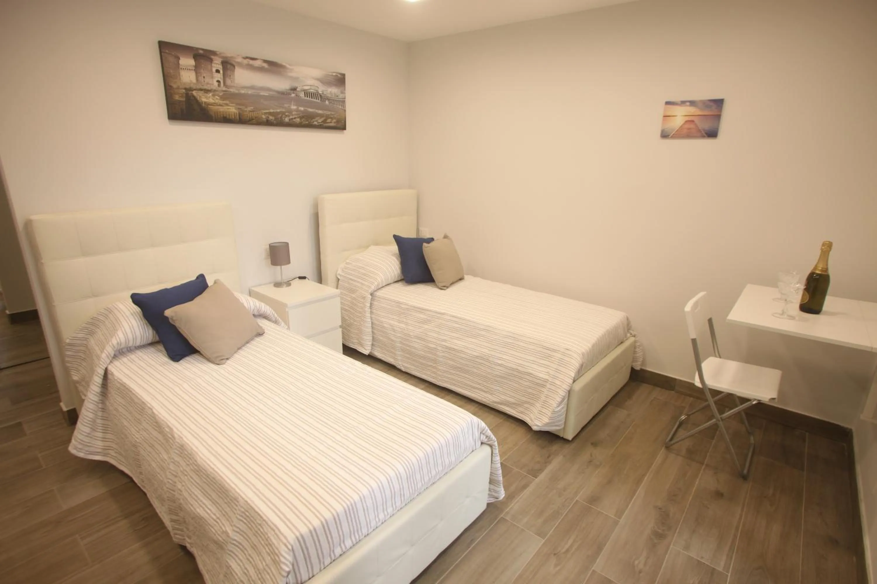 Bedroom, Bed in Garibaldi Station 2punto0