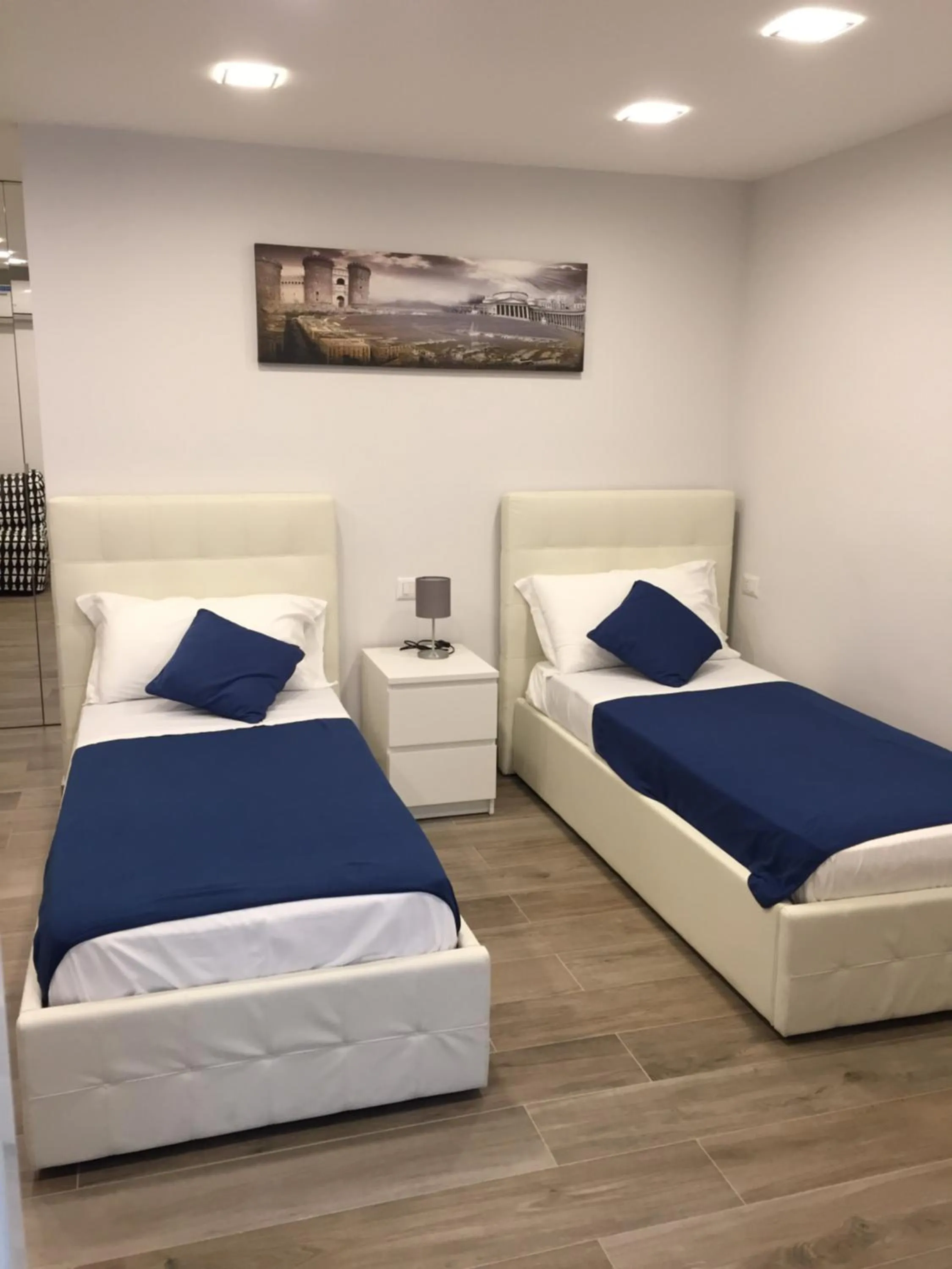 Bed in Garibaldi Station 2punto0