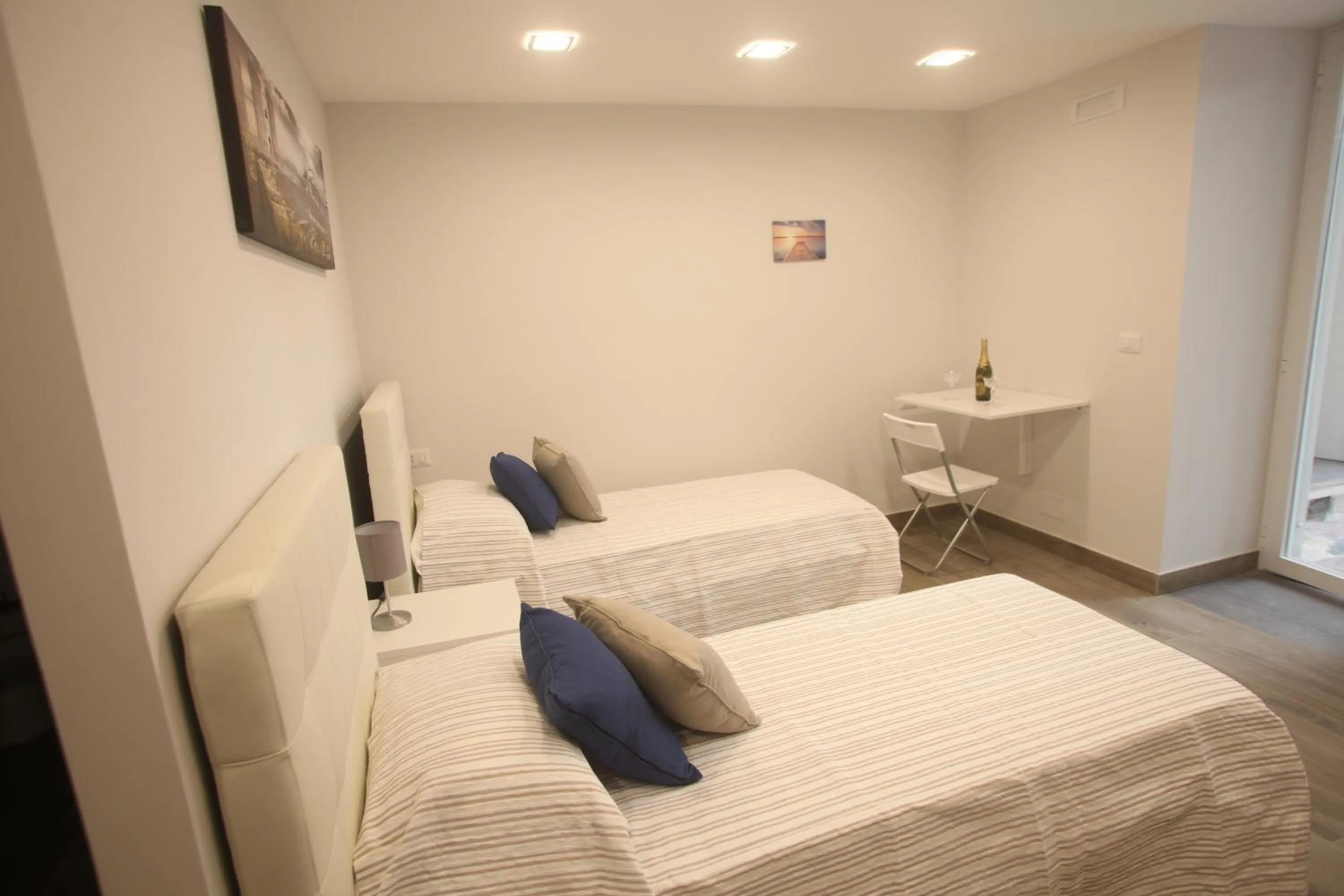 Bed in Garibaldi Station 2punto0