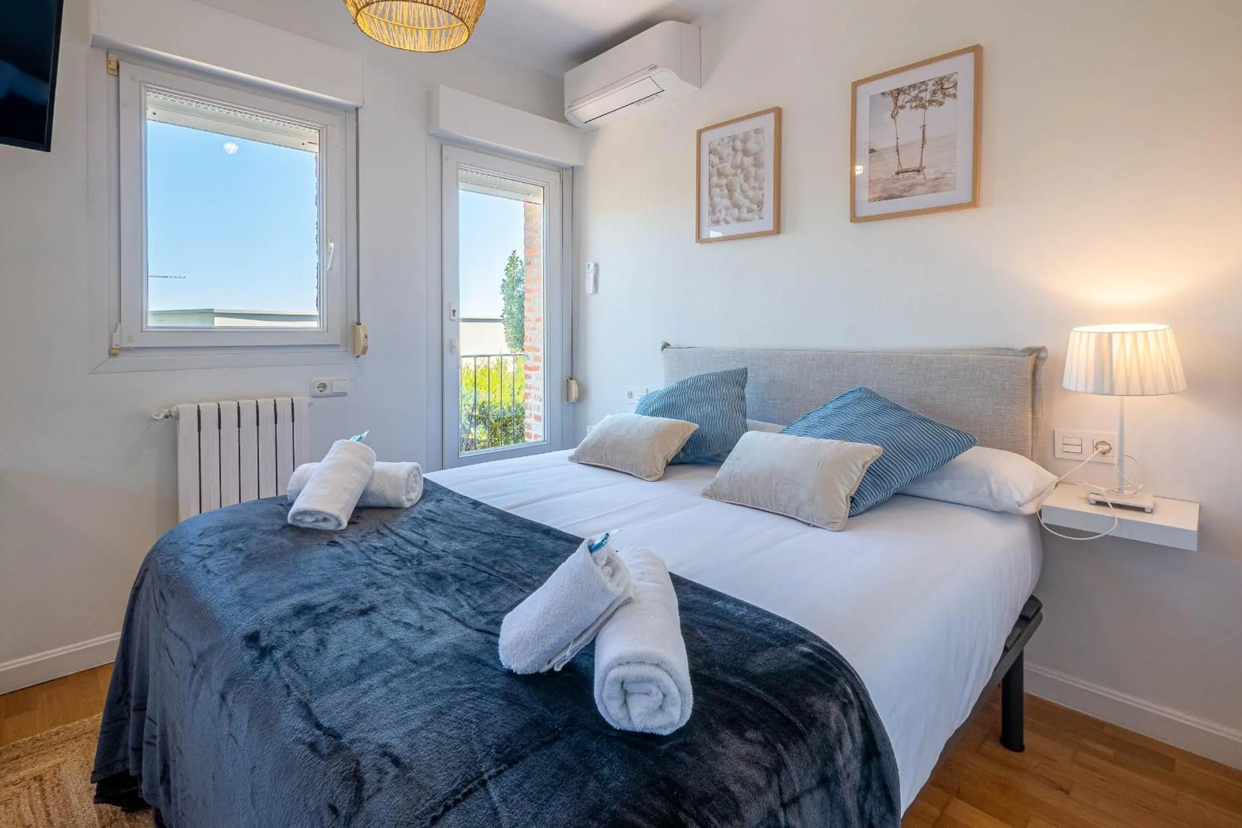 TV and multimedia, Bed in Bista Eder Hotel & Lodge