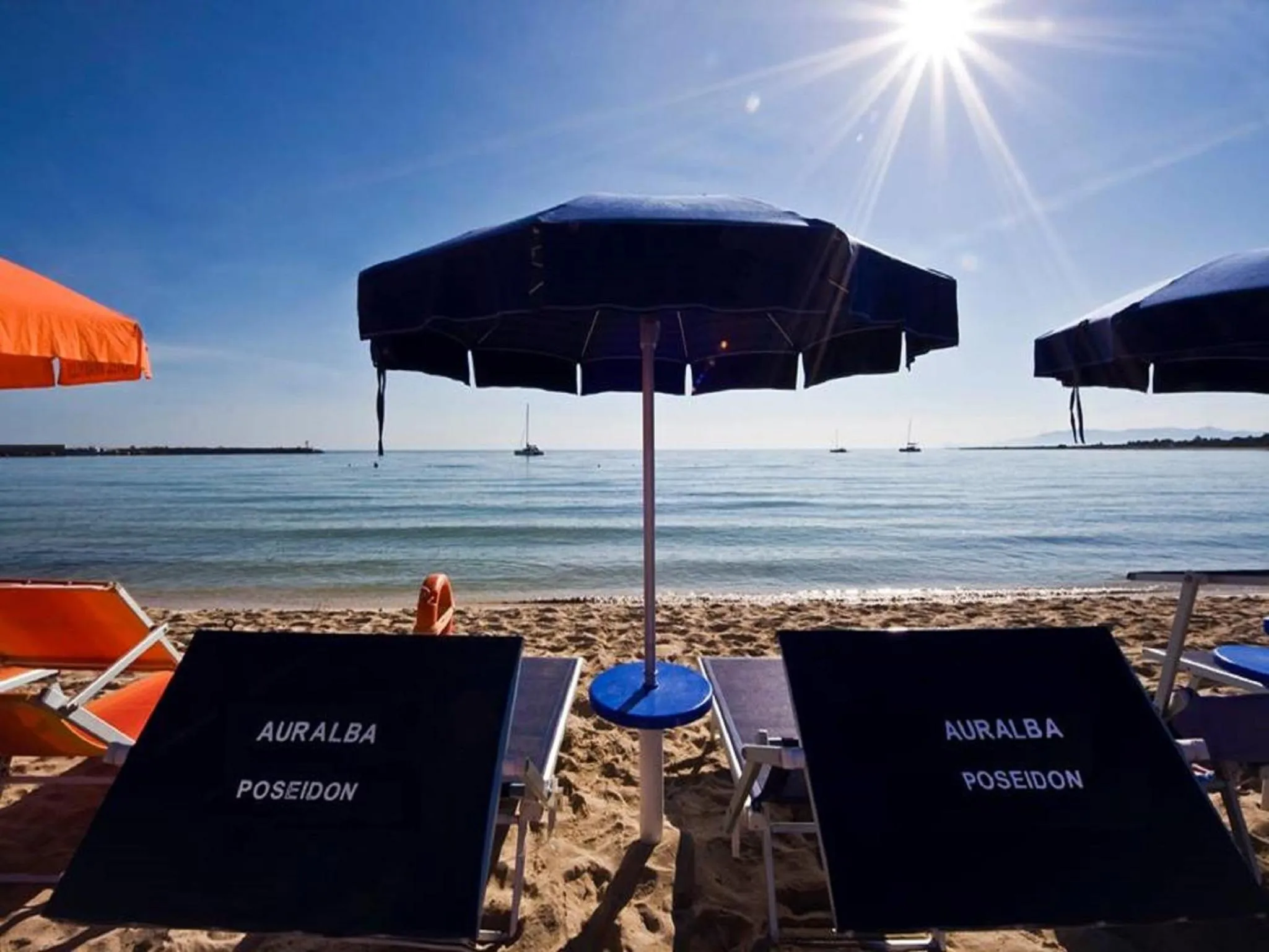 Beach in Albergo Auralba