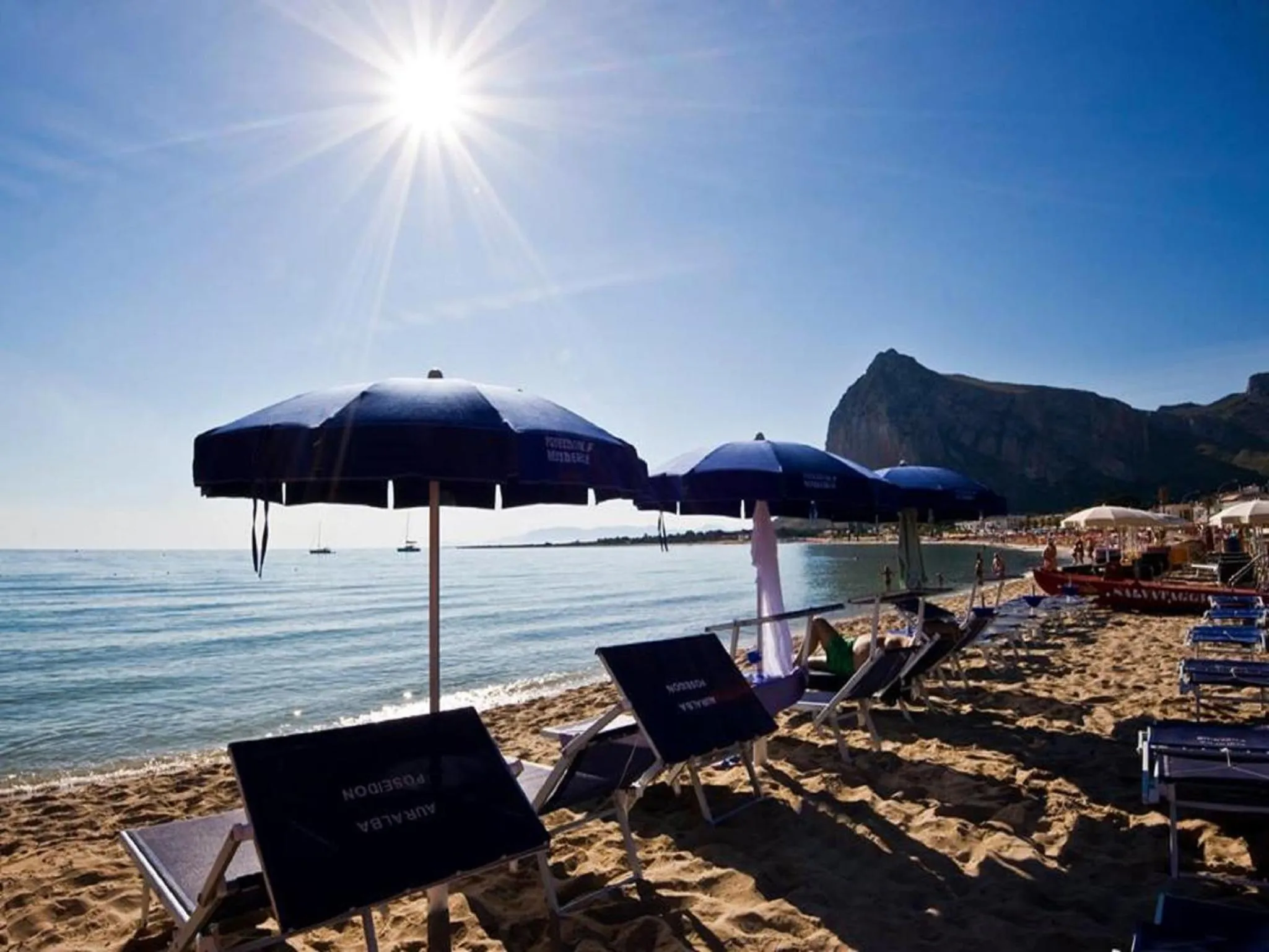 Beach in Albergo Auralba