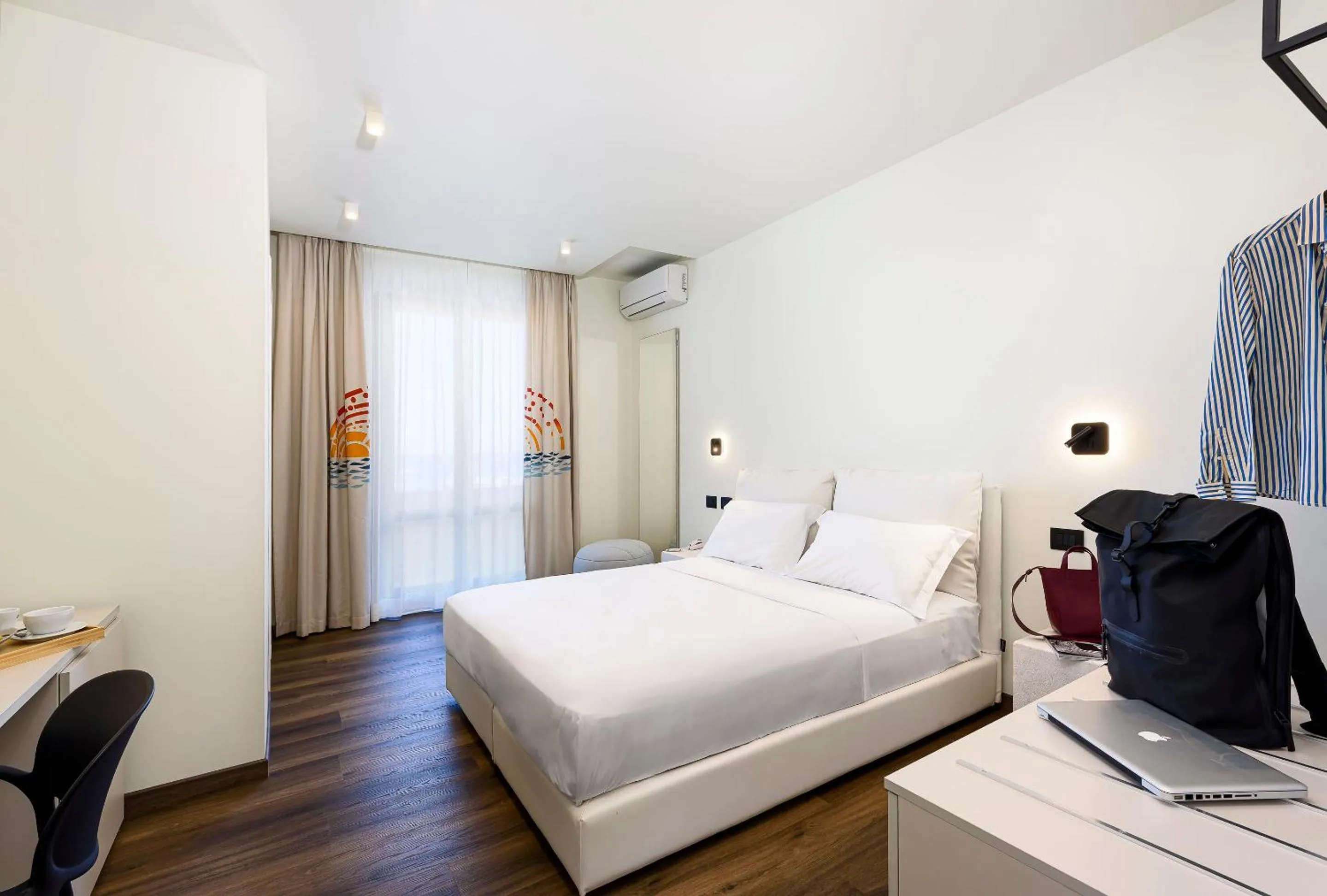 Bedroom, Bed in Albergo Auralba