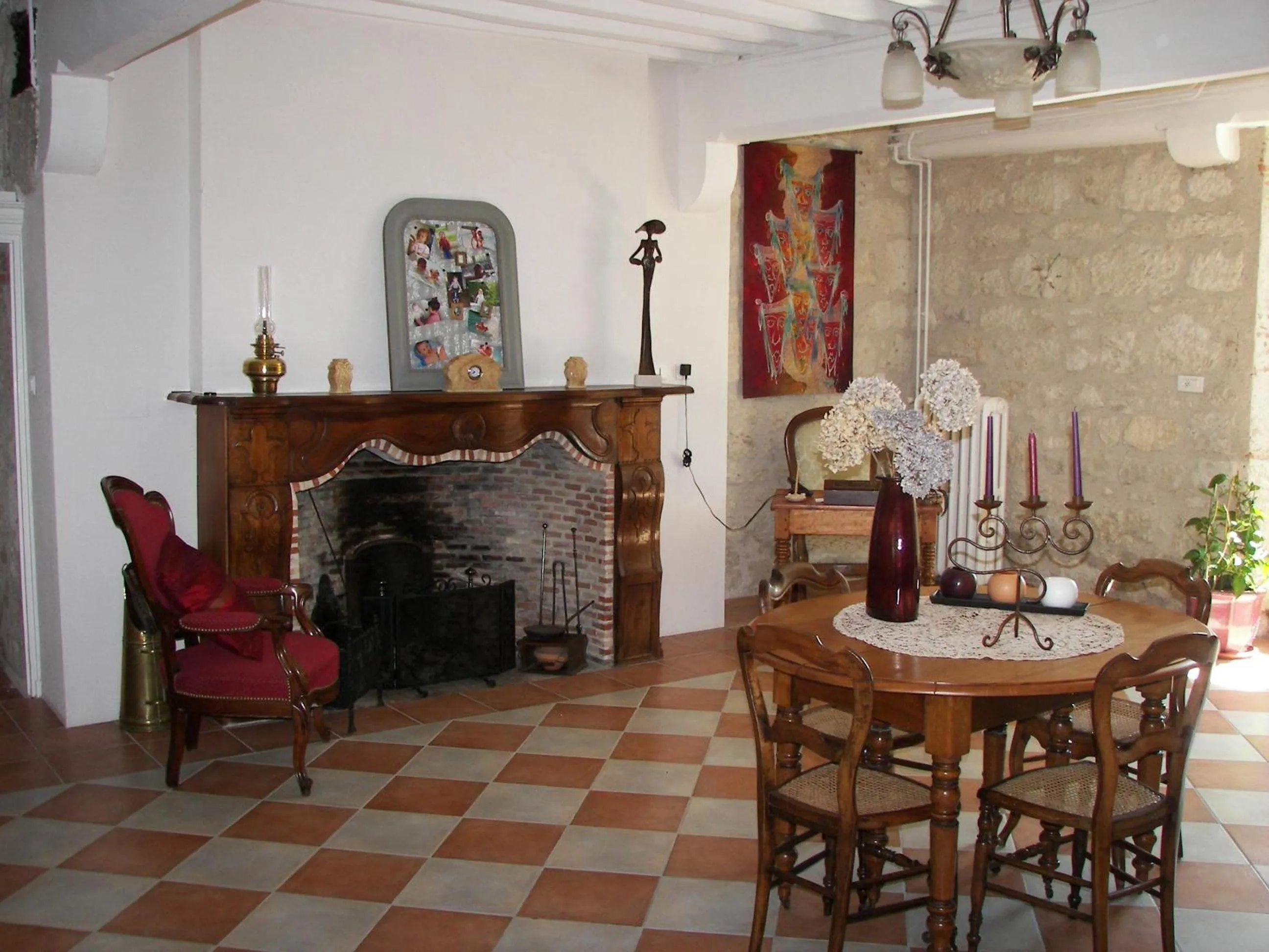 Dining area in Domaine du Noble