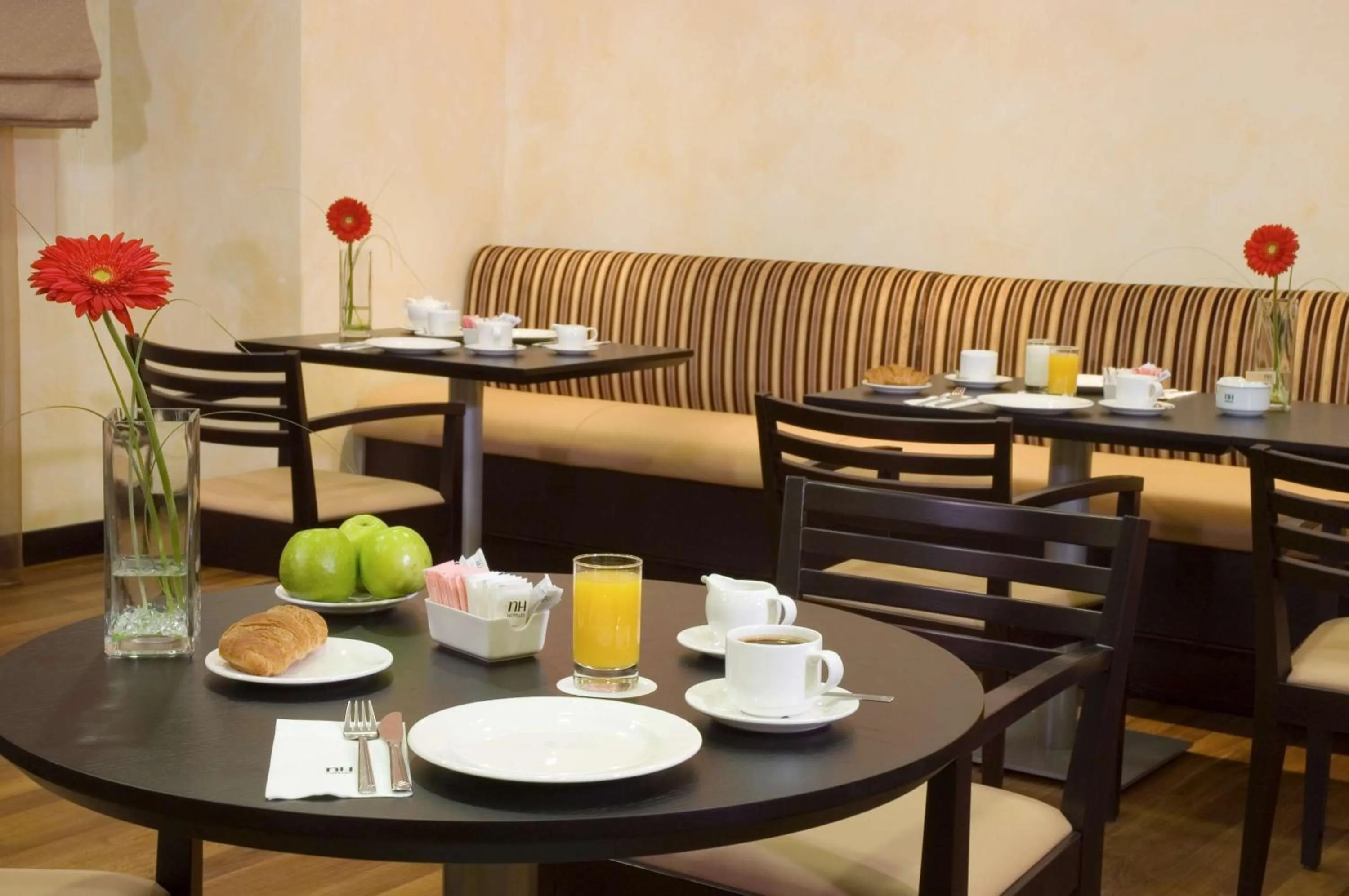 Restaurant/places to eat in NH Timisoara