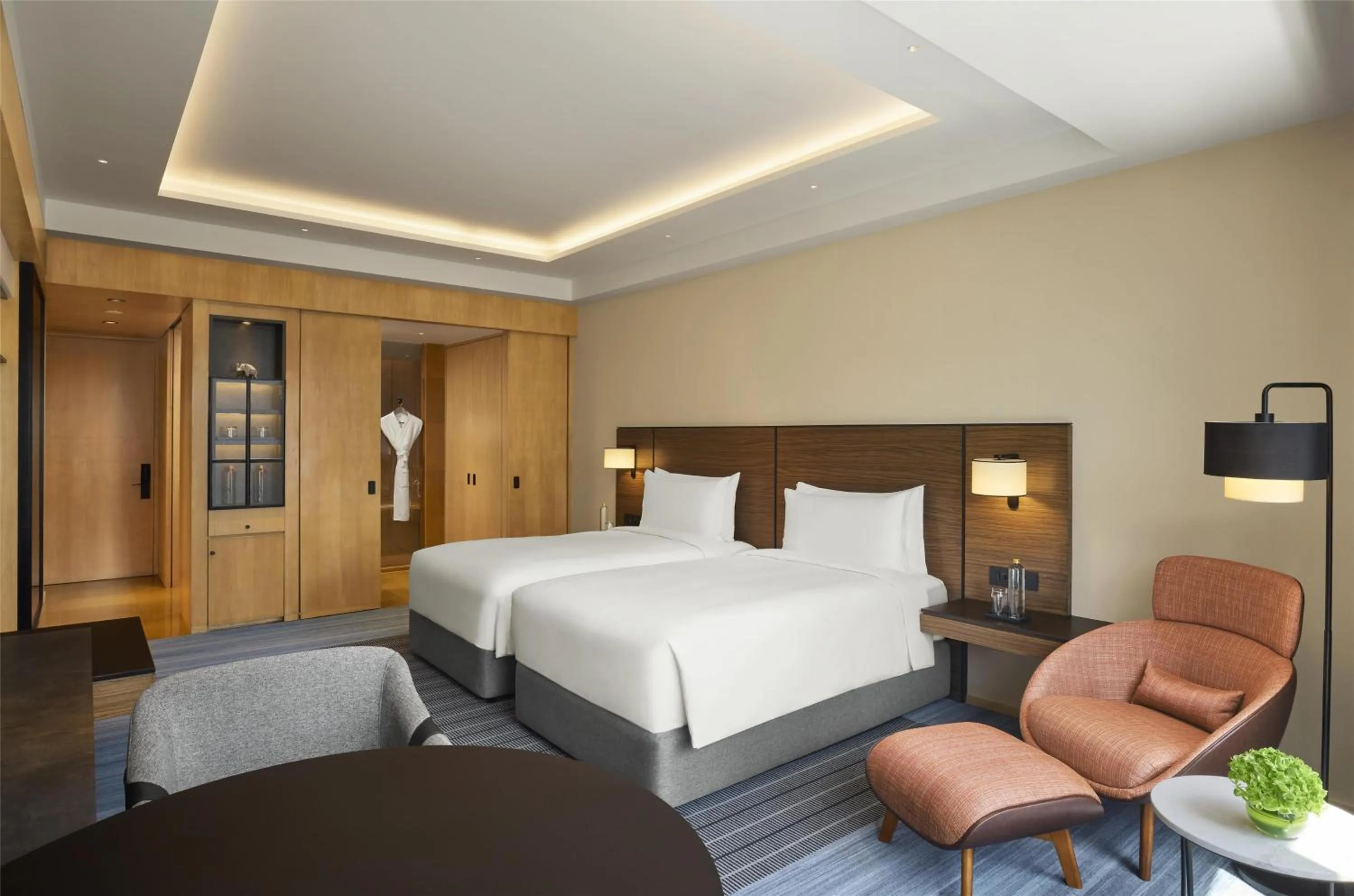 Bedroom, Bed in Grand Hyatt Mumbai Hotel and Residences