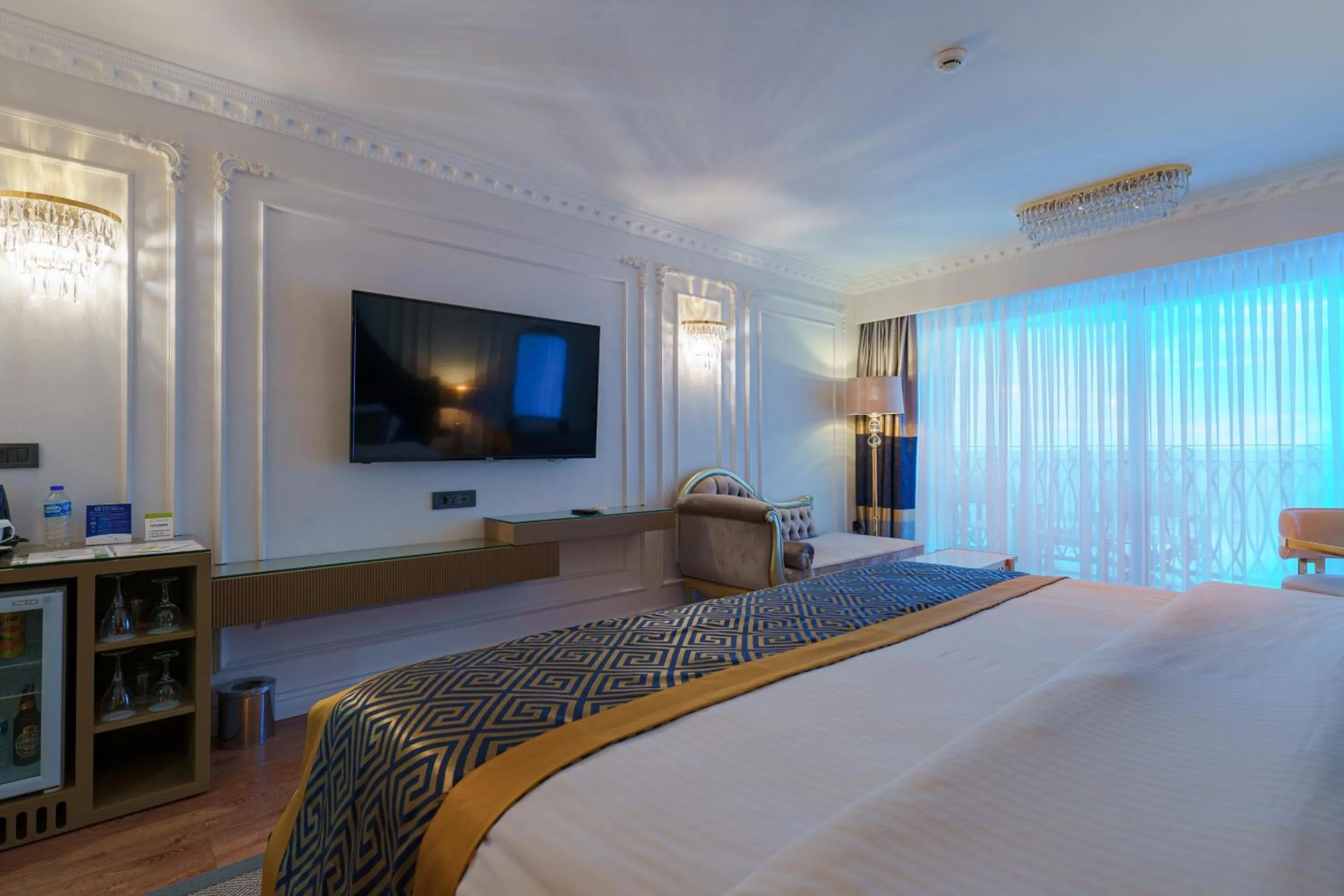 Photo of the whole room, Bed in La Quinta by Wyndham Giresun