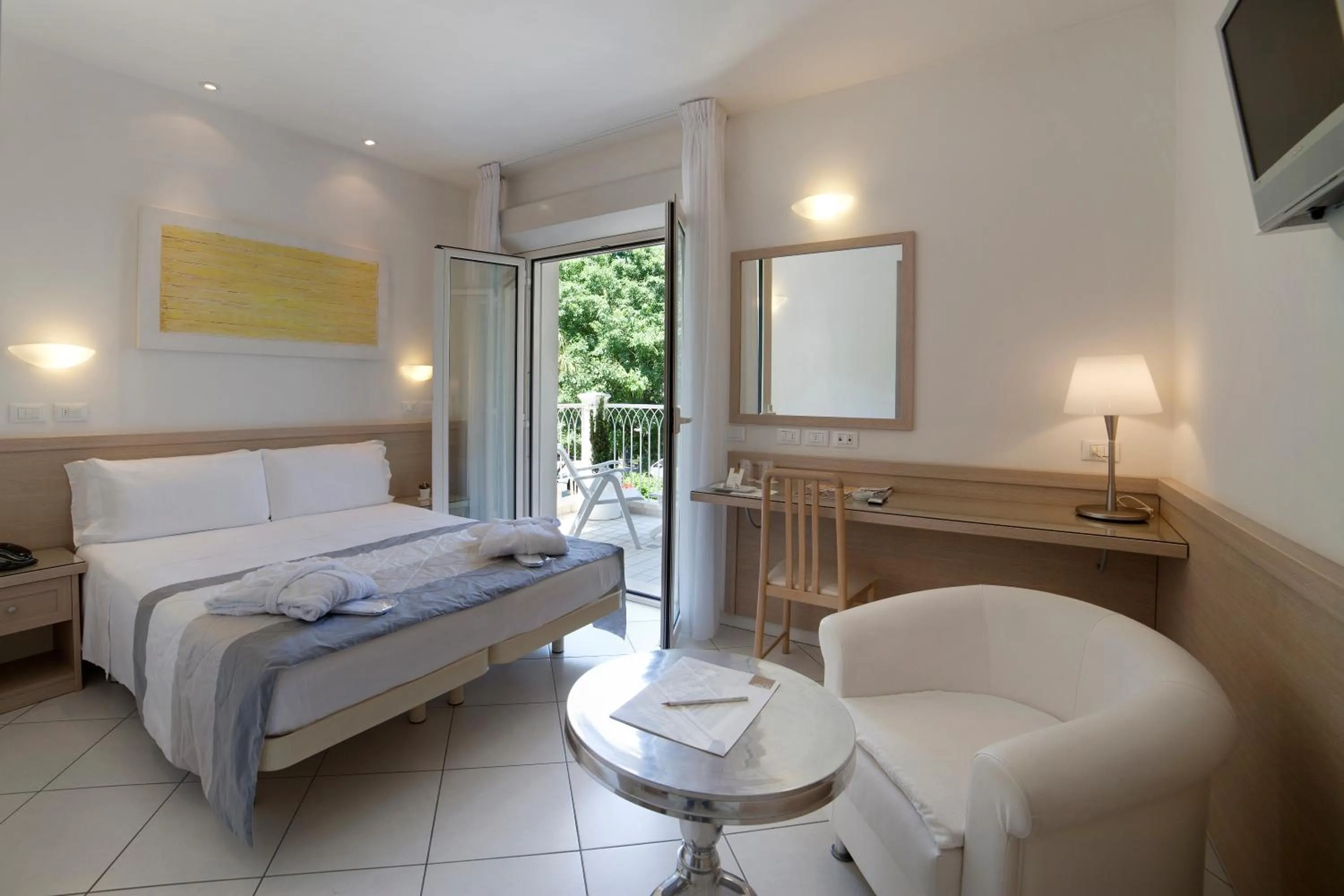 Day, Bed in Hotel Gala