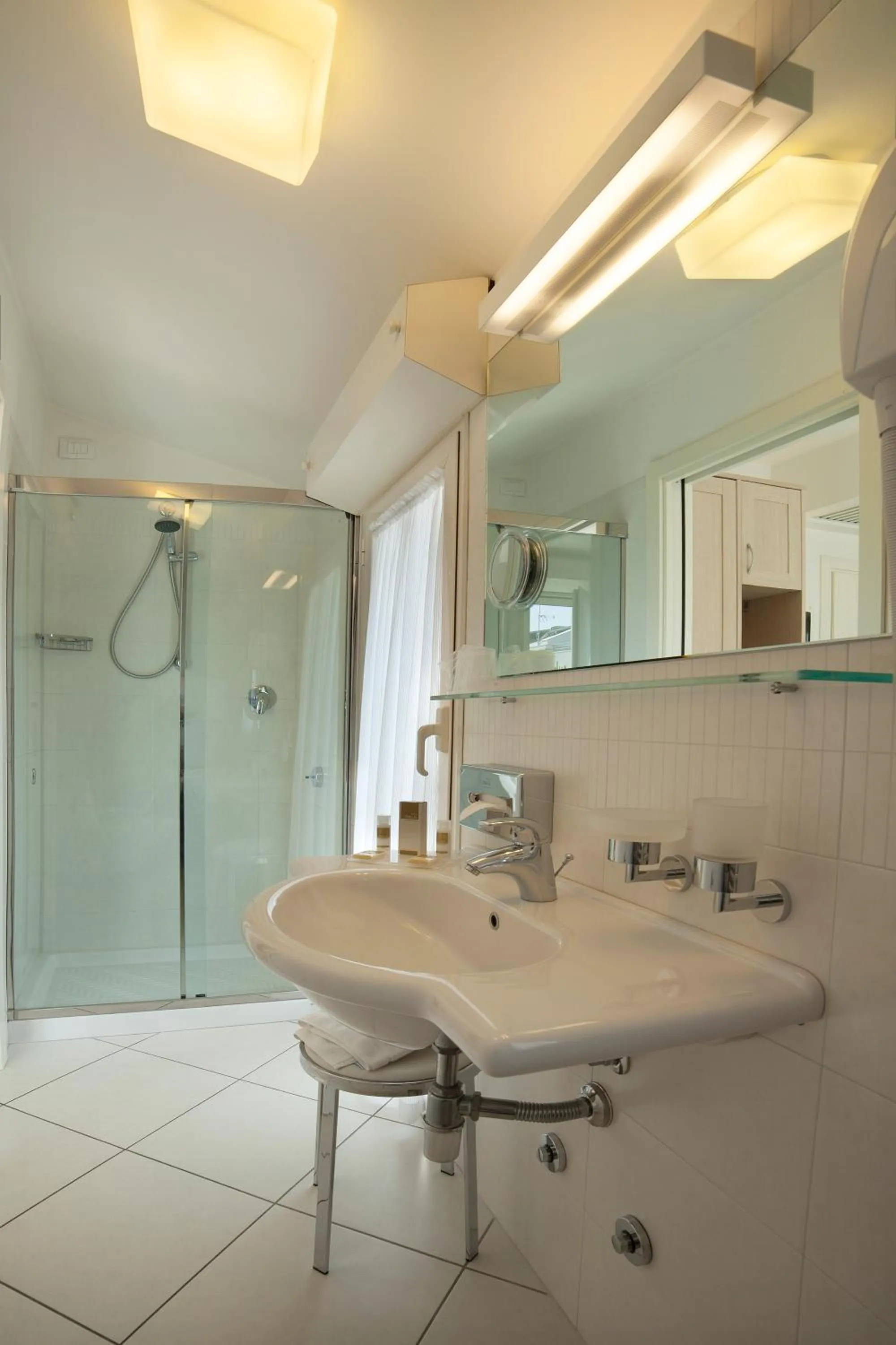 Bathroom in Hotel Gala