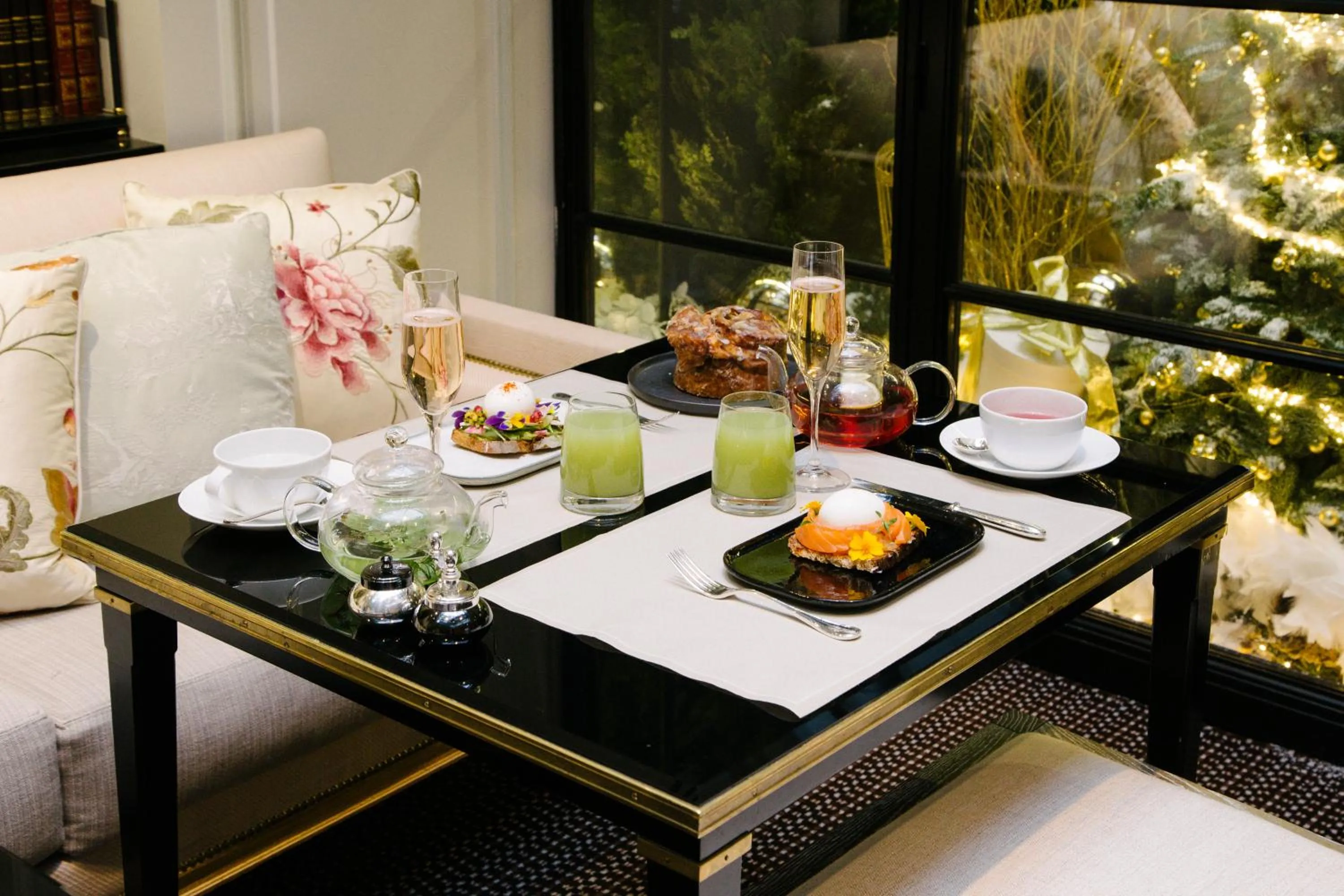 Restaurant/places to eat in Hôtel San Régis