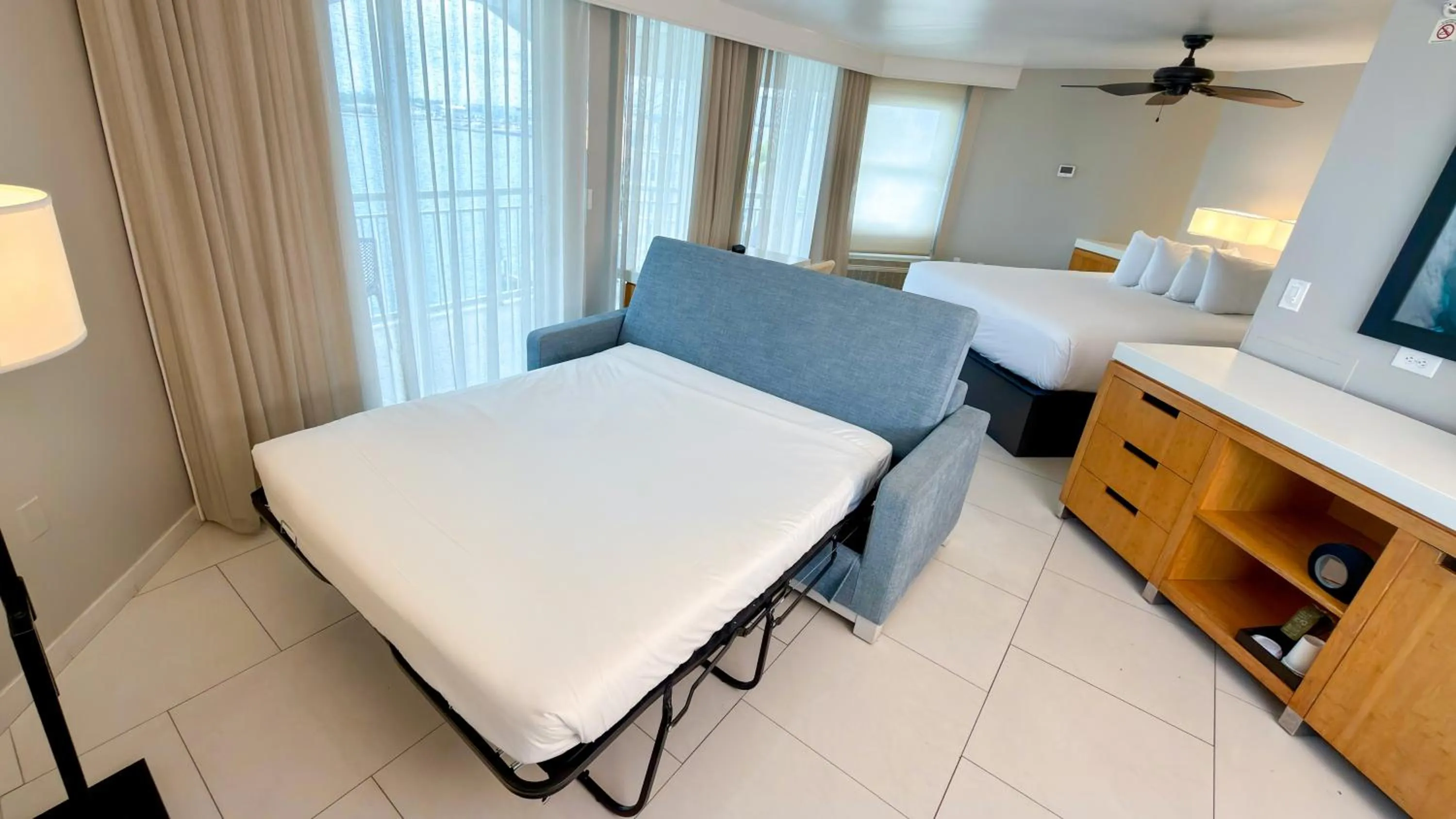 Bedroom, Bed in Hyatt Centric Key West Resort & Spa