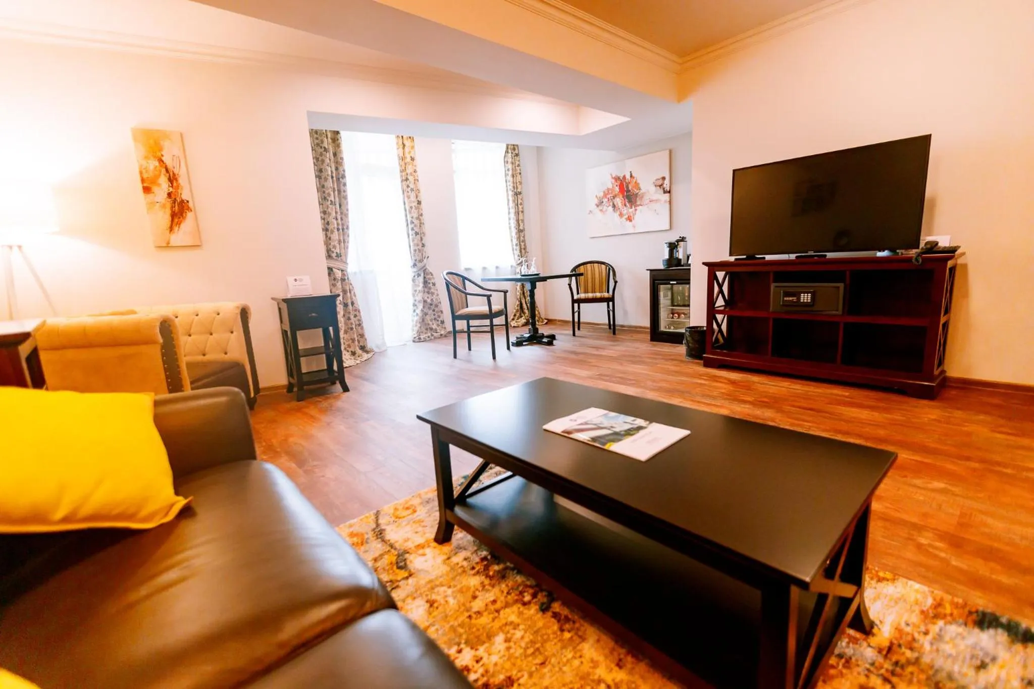 Best Western Plus Lido Hotel