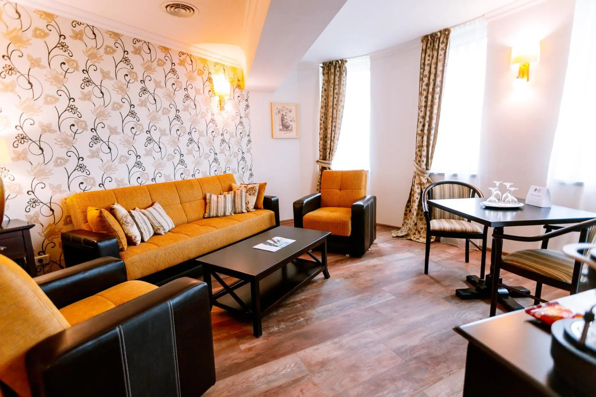 Best Western Plus Lido Hotel