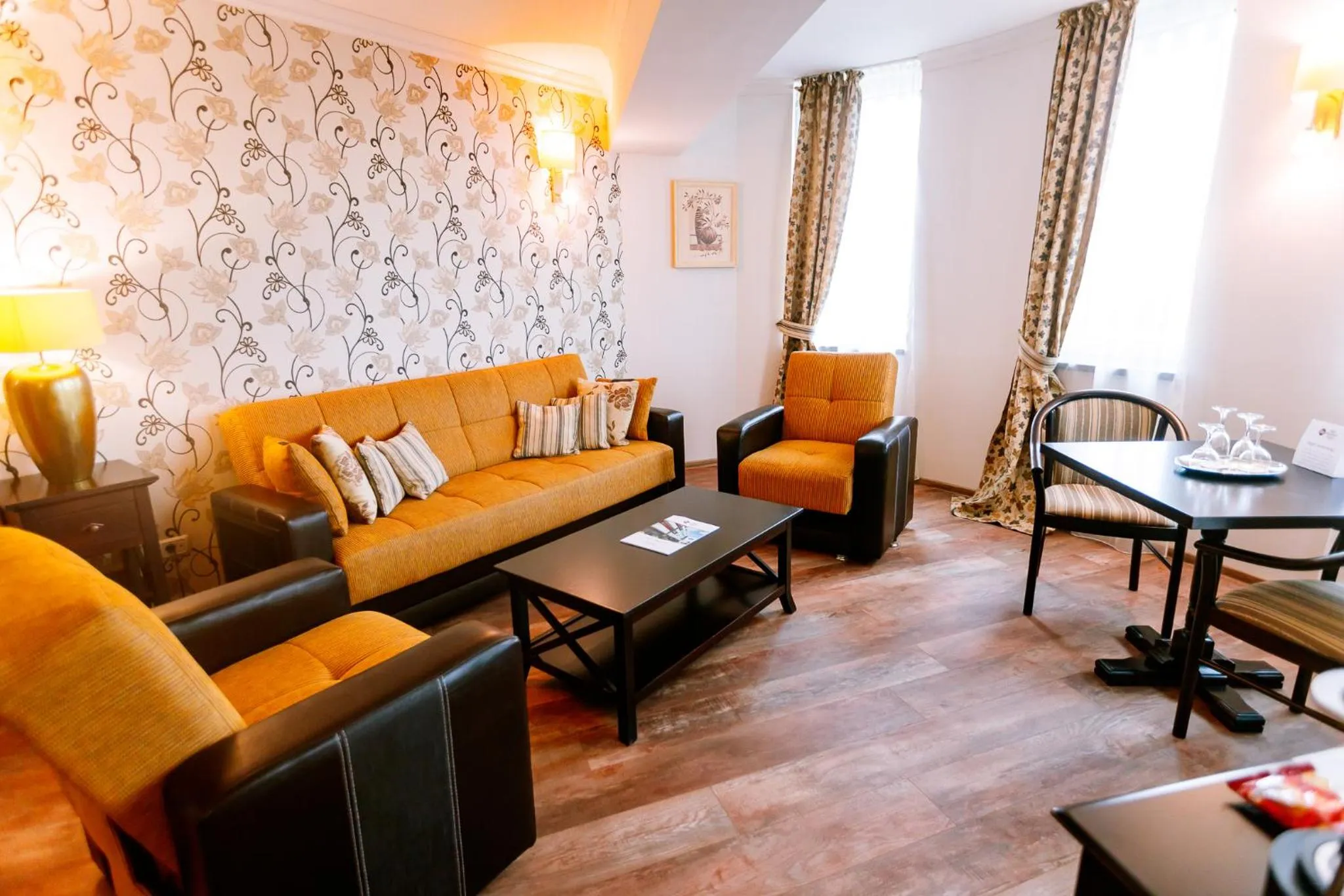 Best Western Plus Lido Hotel