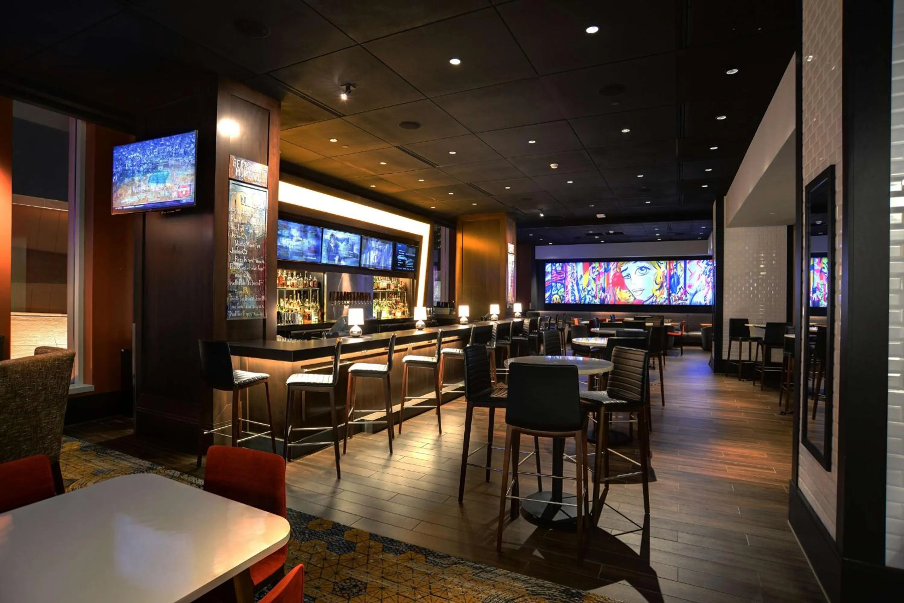 Lounge or bar in Hilton Columbus Downtown