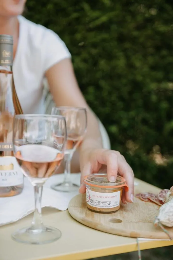 Garden in Logis Hôtel du Château