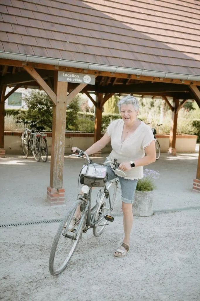 Cycling in Logis Hôtel du Château