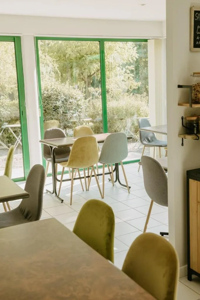 Breakfast in Logis Hôtel du Château