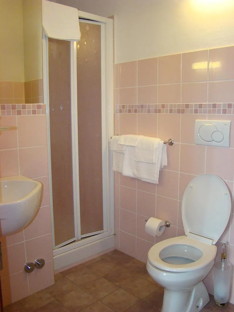 Bathroom in B&B Soggiorno Ponte Rosso