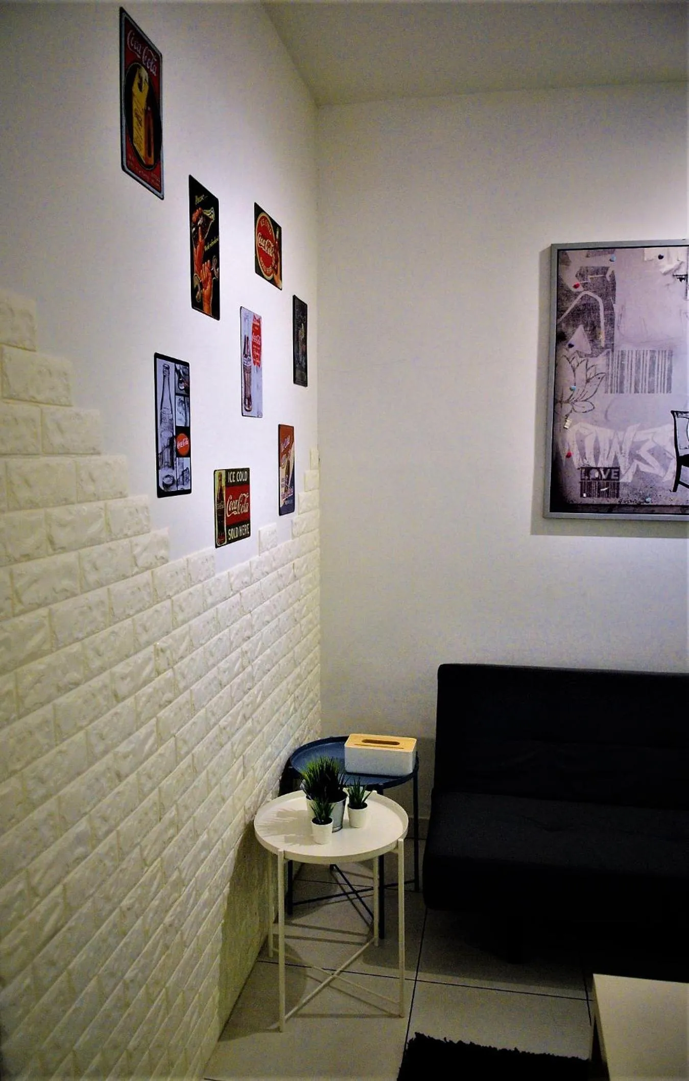 Living room in Akademik Suite by JK Home