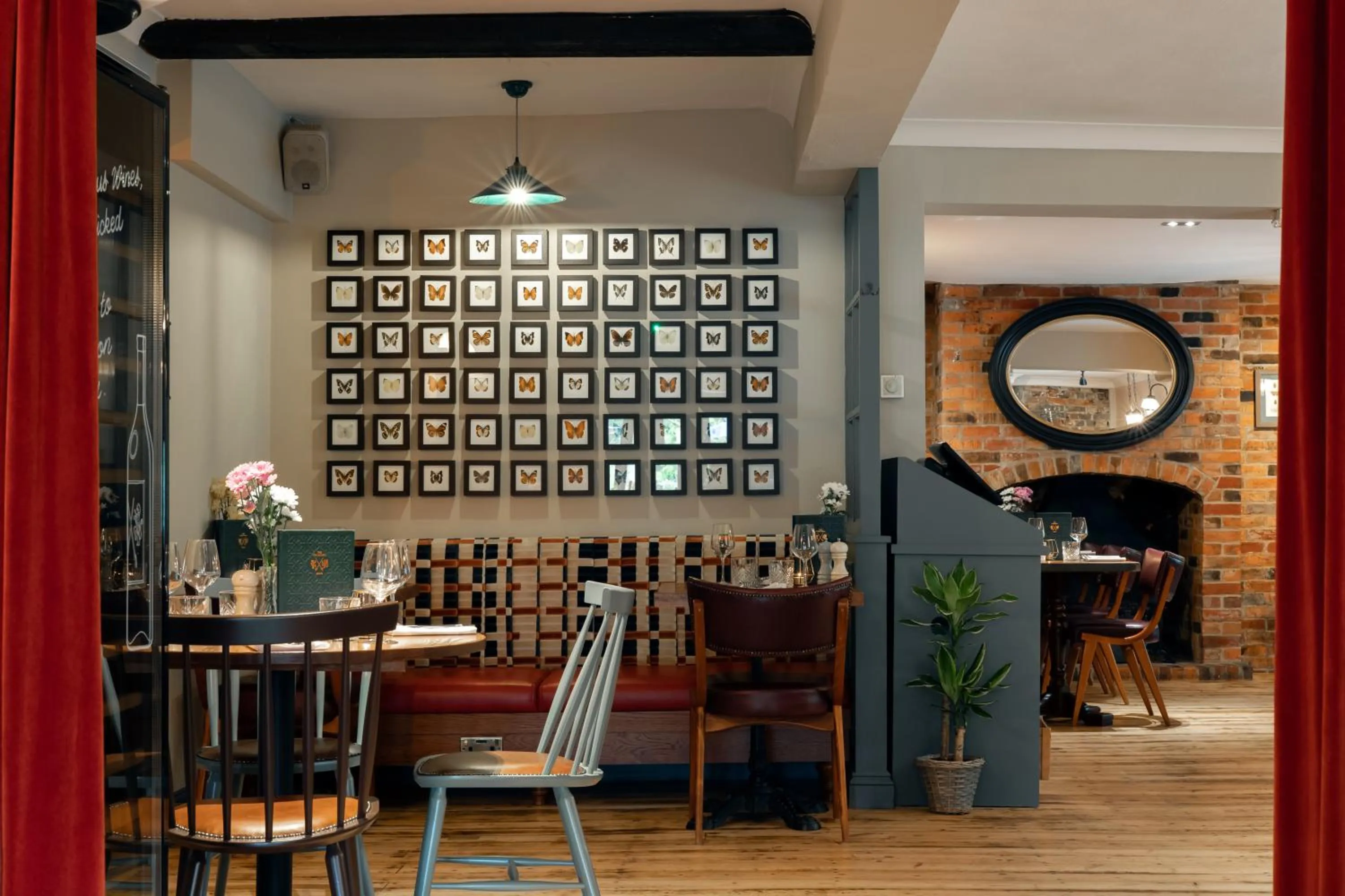 Restaurant/places to eat in Cromwell Arms Country Pub with Rooms