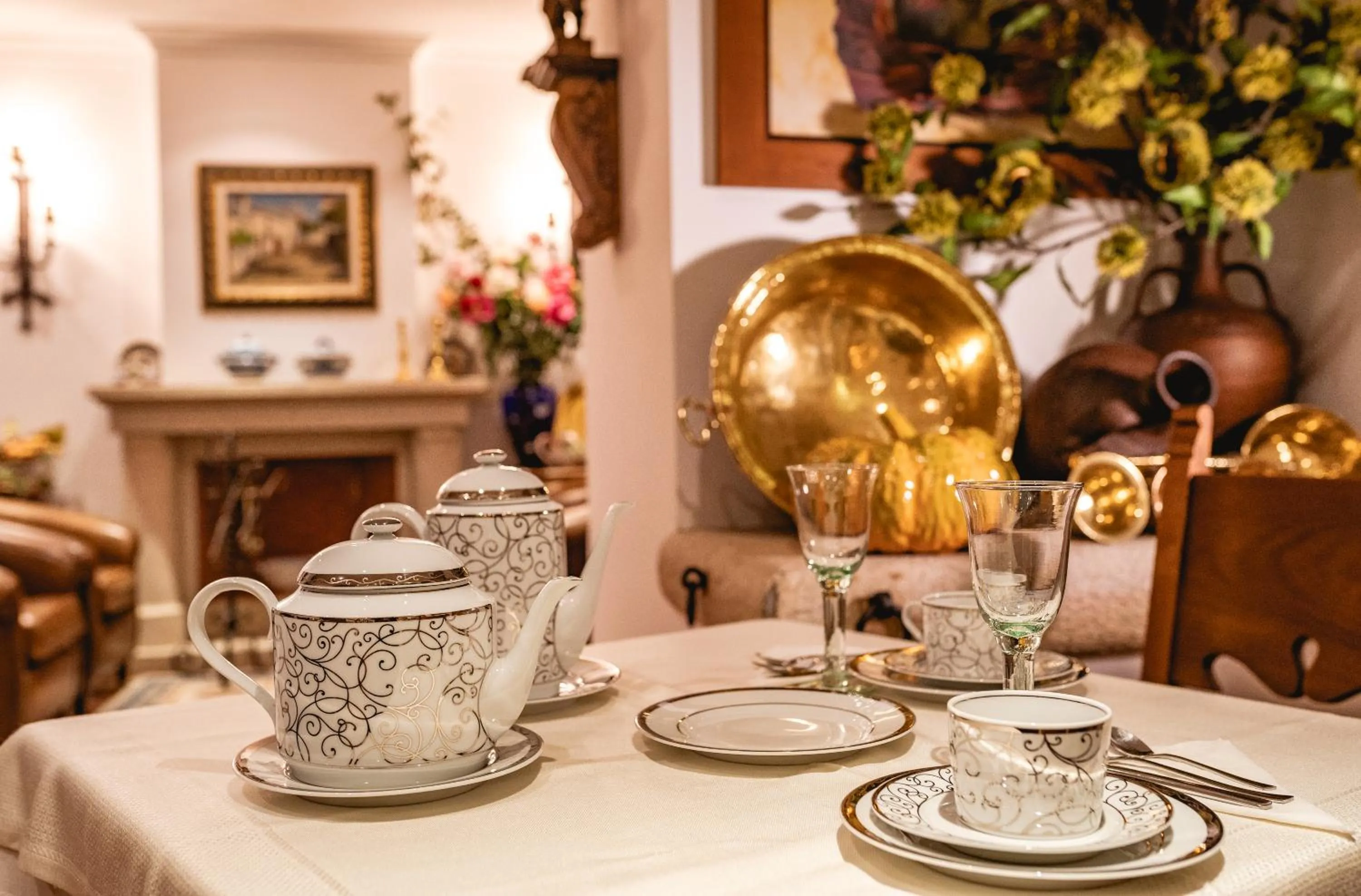 Restaurant/places to eat in Casa Amarela TH & National Monument