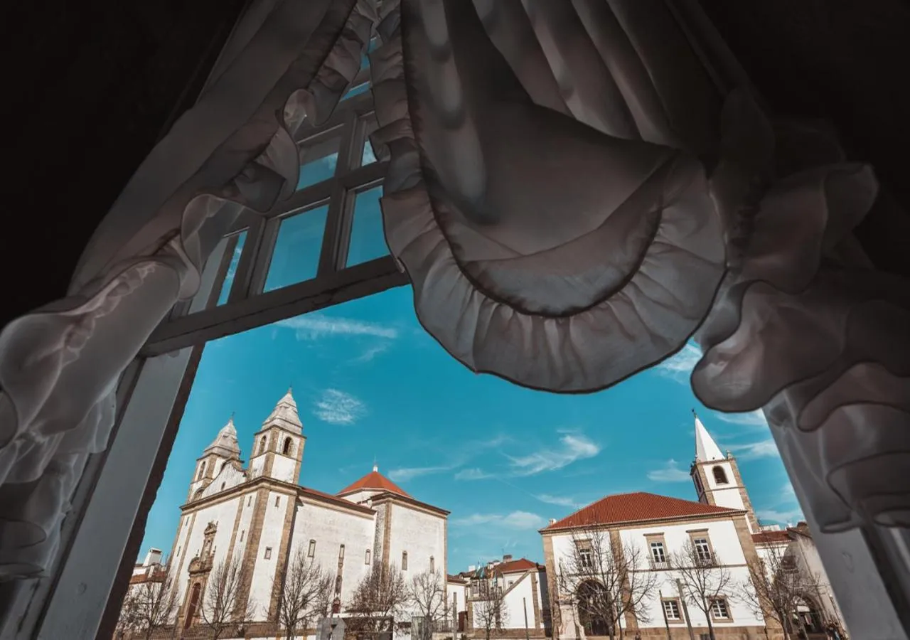 Casa Amarela TH & National Monument