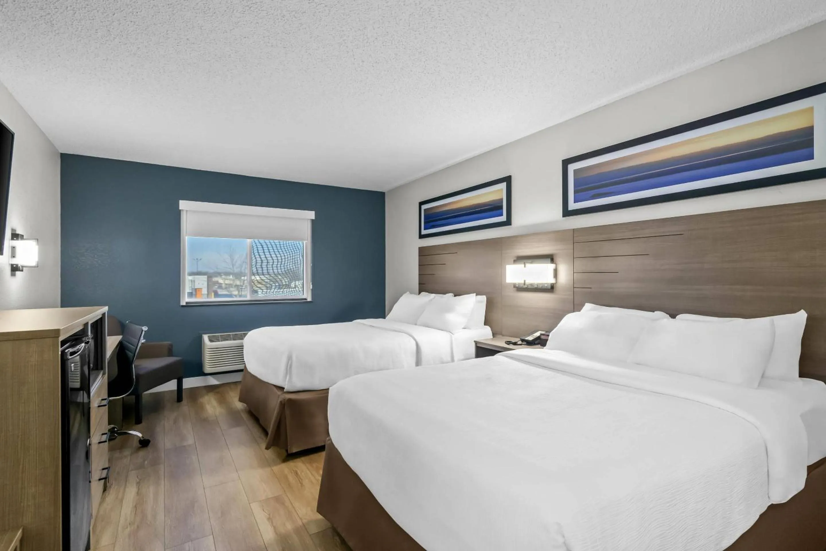 Bedroom, Bed in Quality Inn Neosho