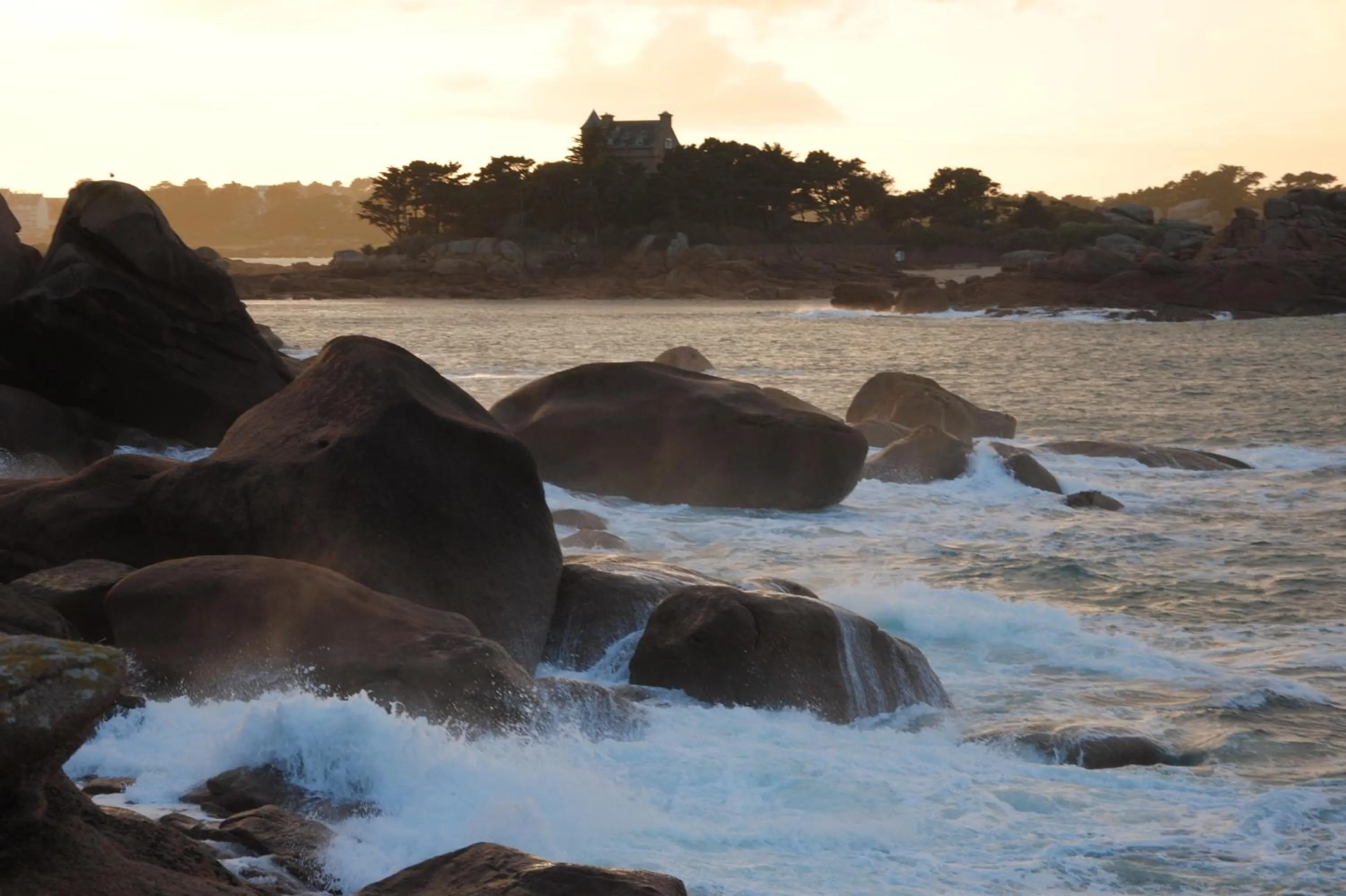 Area and facilities in Logis Hermitage
