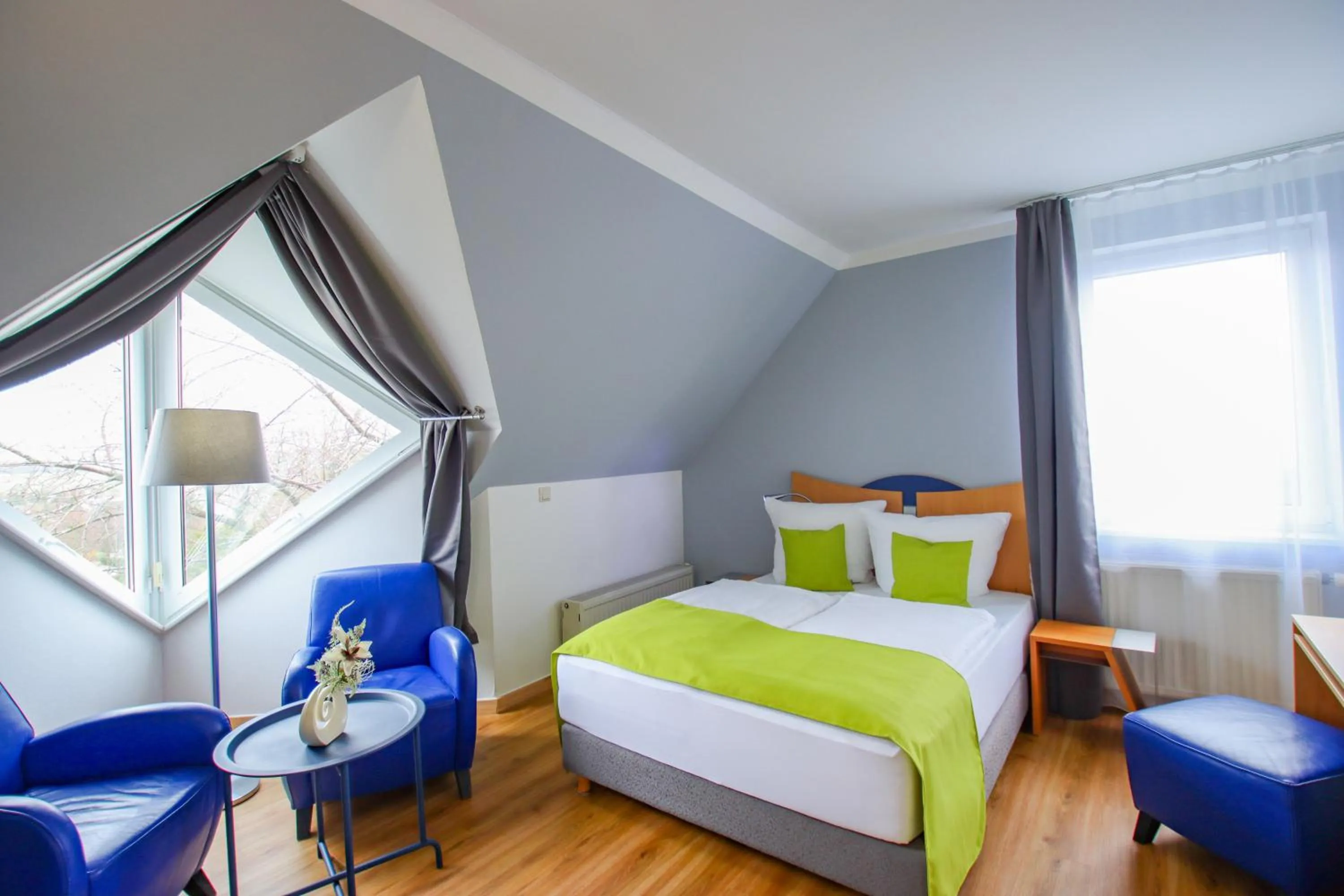 Photo of the whole room, Bed in Inselhotel kleiner Bodden