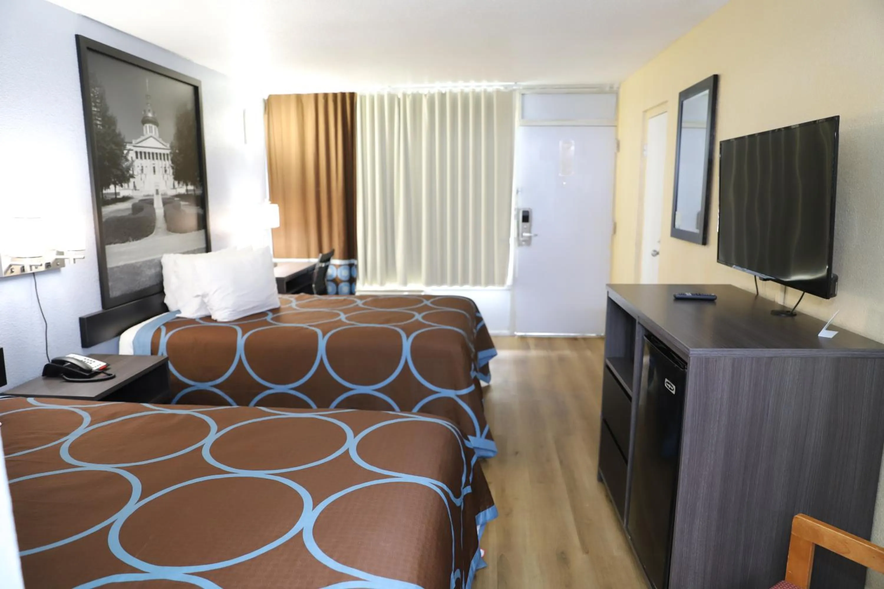 Bed in Travelodge by Wyndham Florence