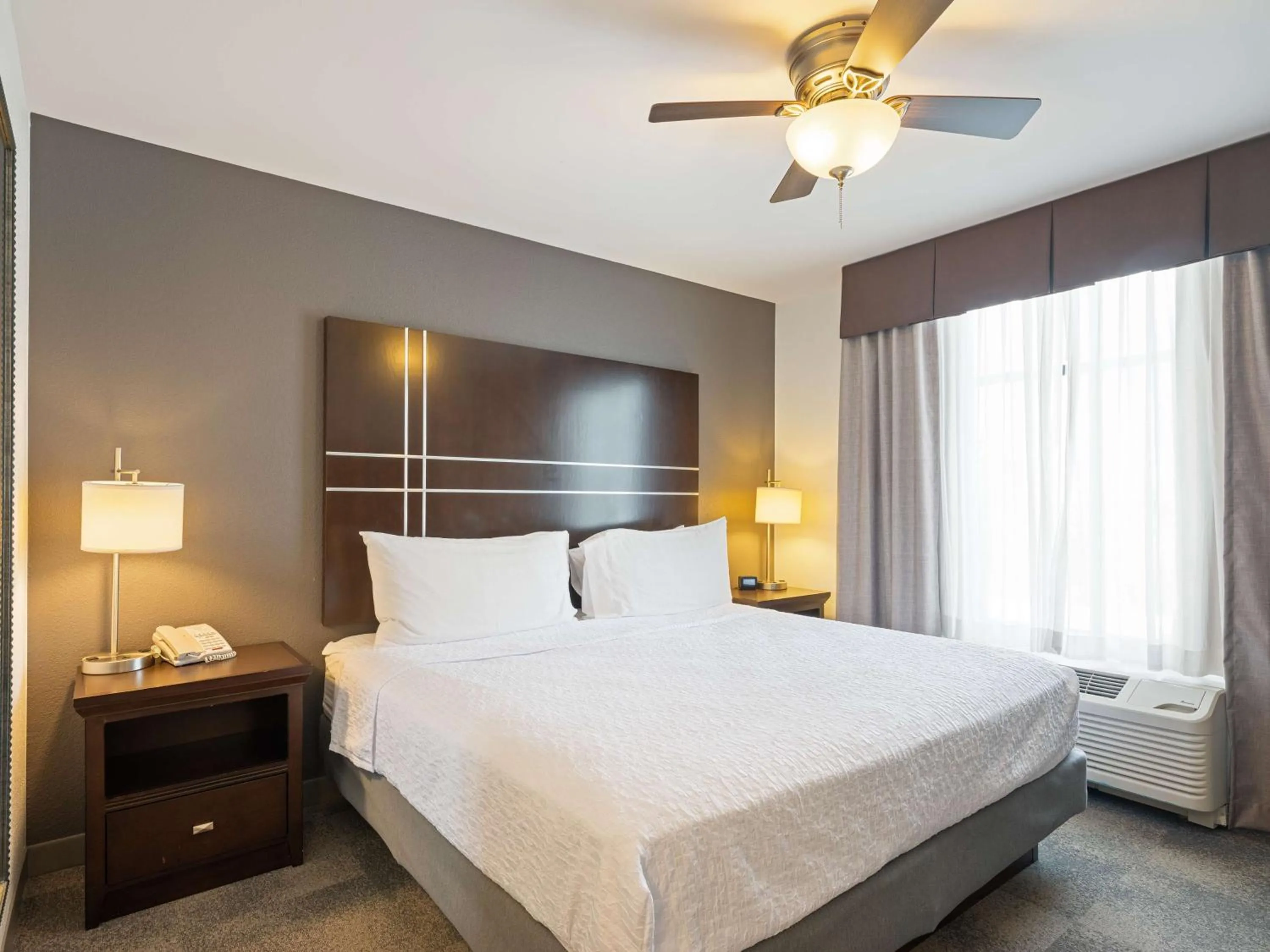 Bed in Homewood Suites by Hilton Joplin