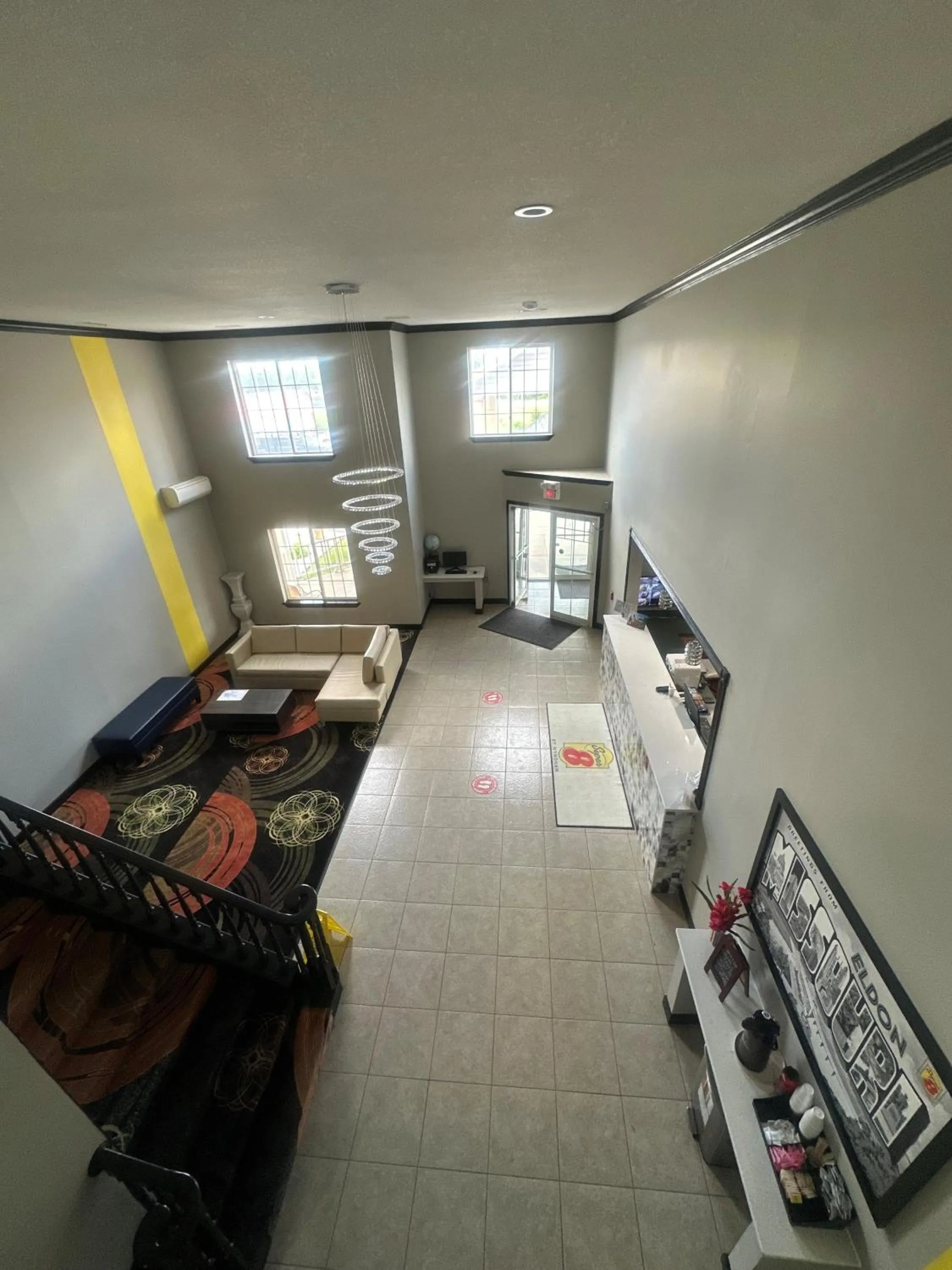 Lobby or reception in Super 8 by Wyndham Lake of the Ozarks