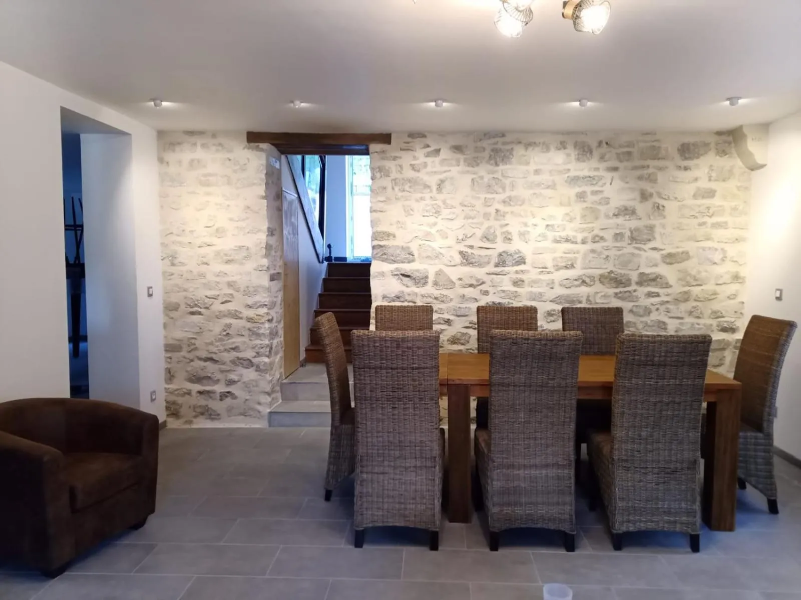 Dining area in Gîtes de l'Orée du Bois - Boussières