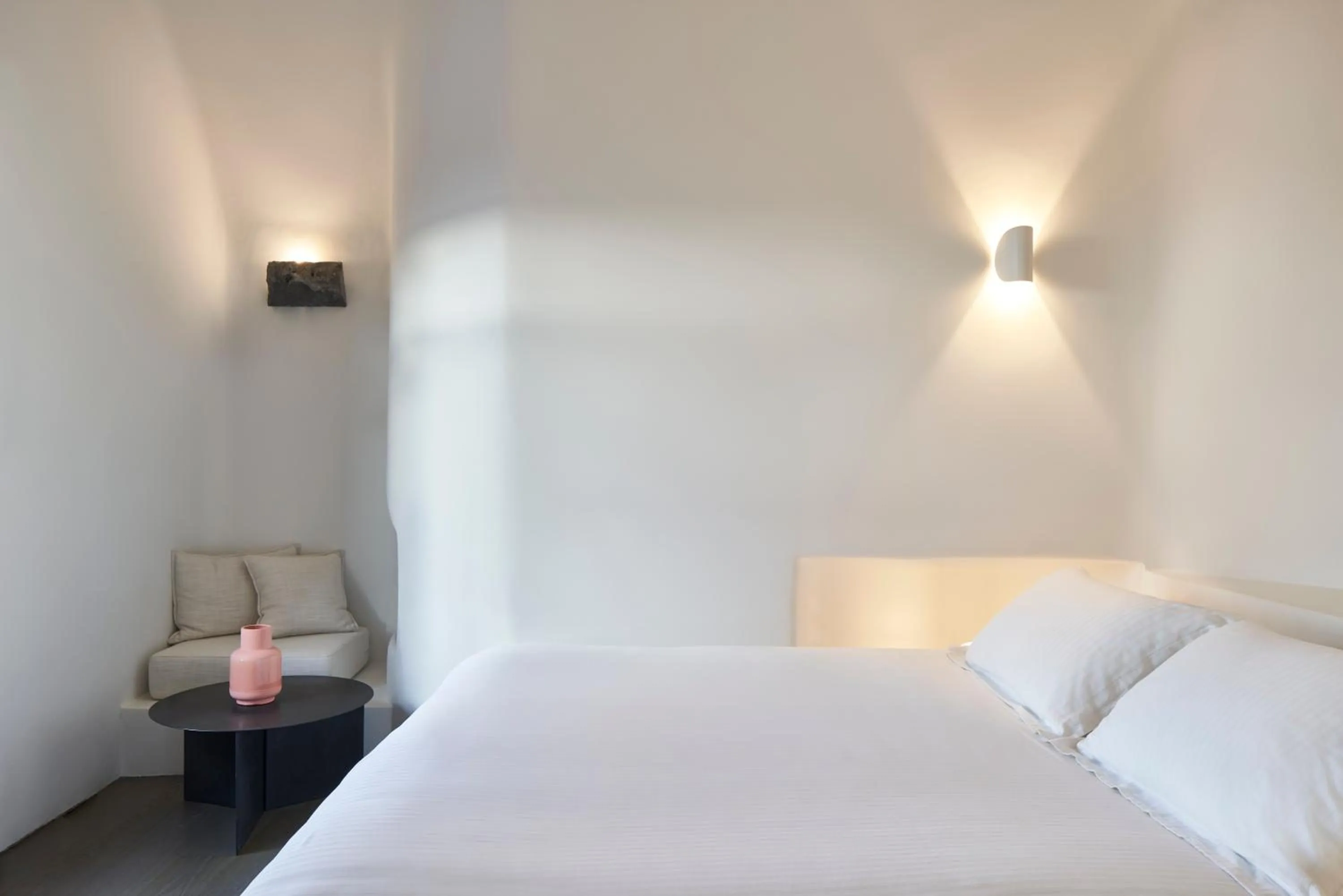 Bedroom, Bed in Old Castle Oia