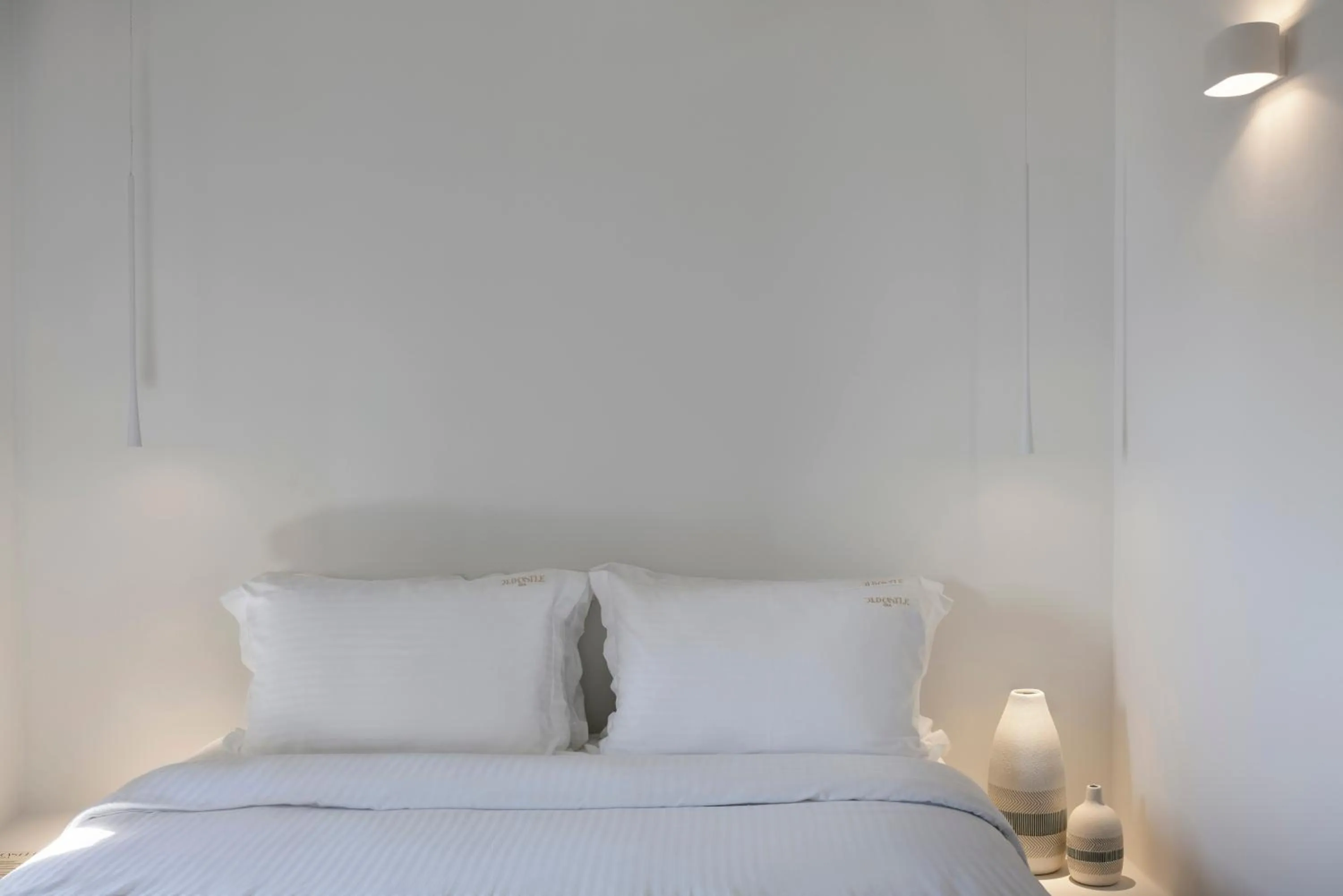 Bedroom, Bed in Old Castle Oia