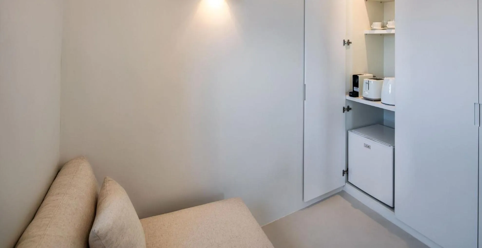 Coffee/tea facilities in Old Castle Oia