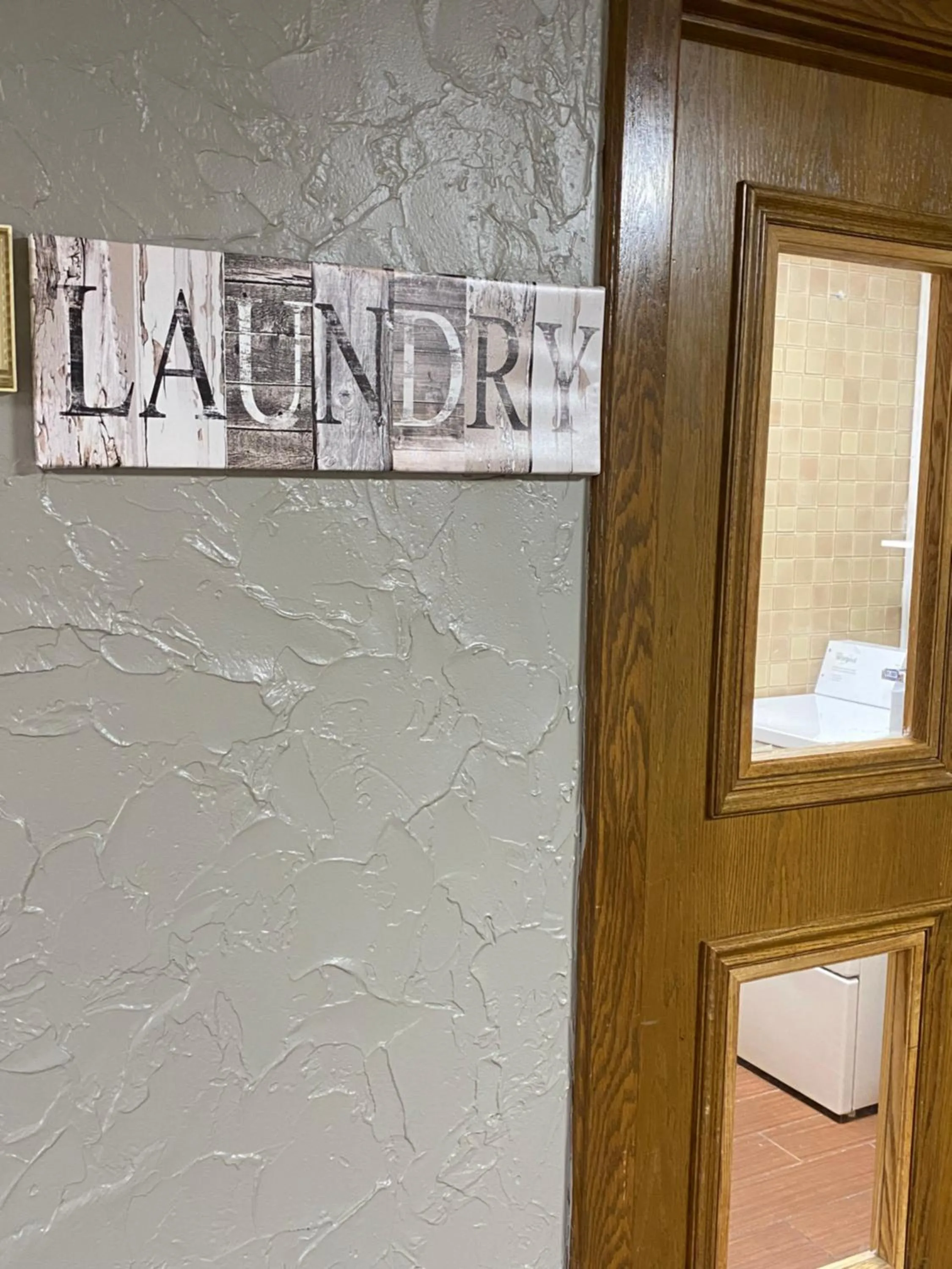 laundry in Quality Inn Perrysburg - Toledo South