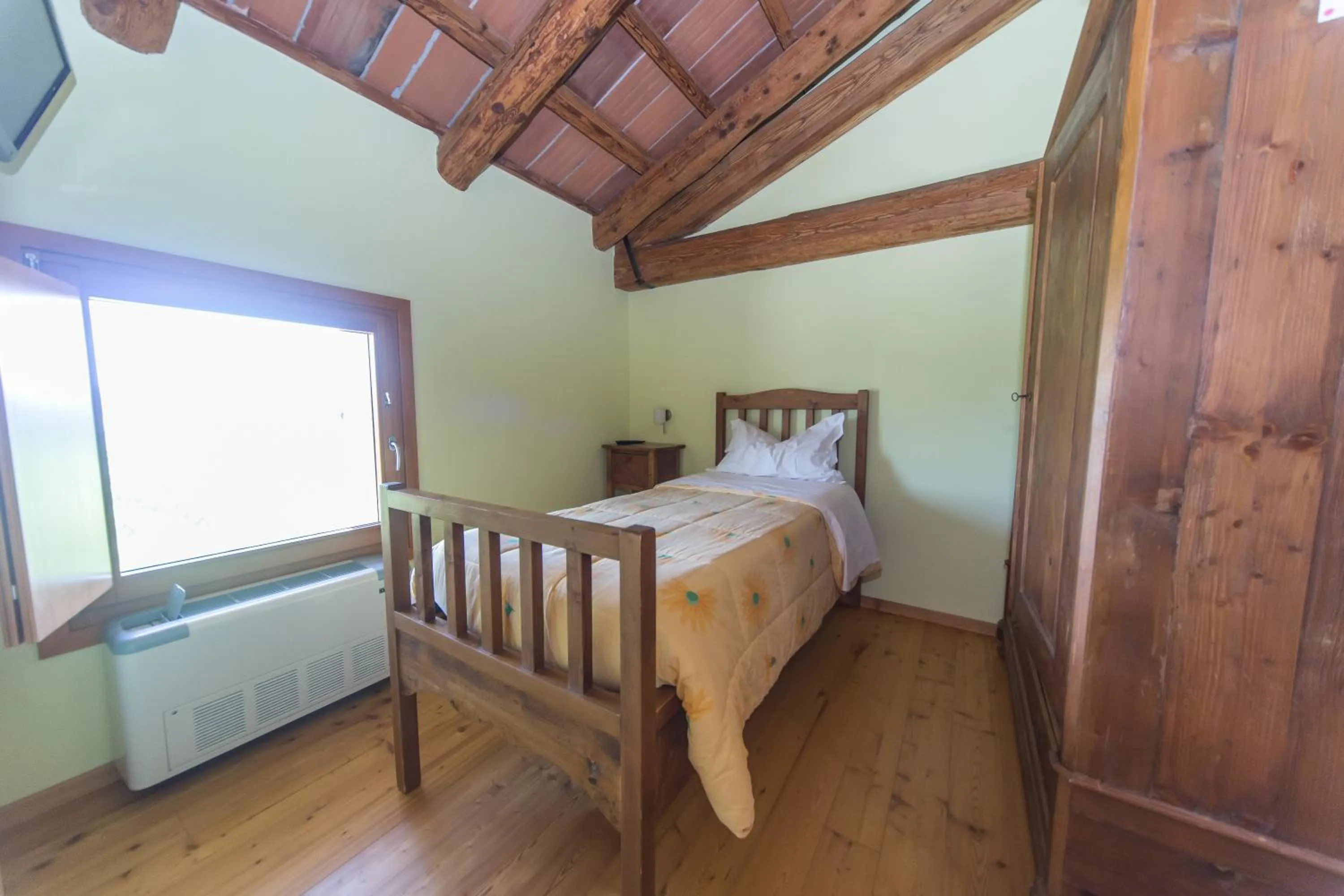 Bed in Agriturismo Cjasal di Pition