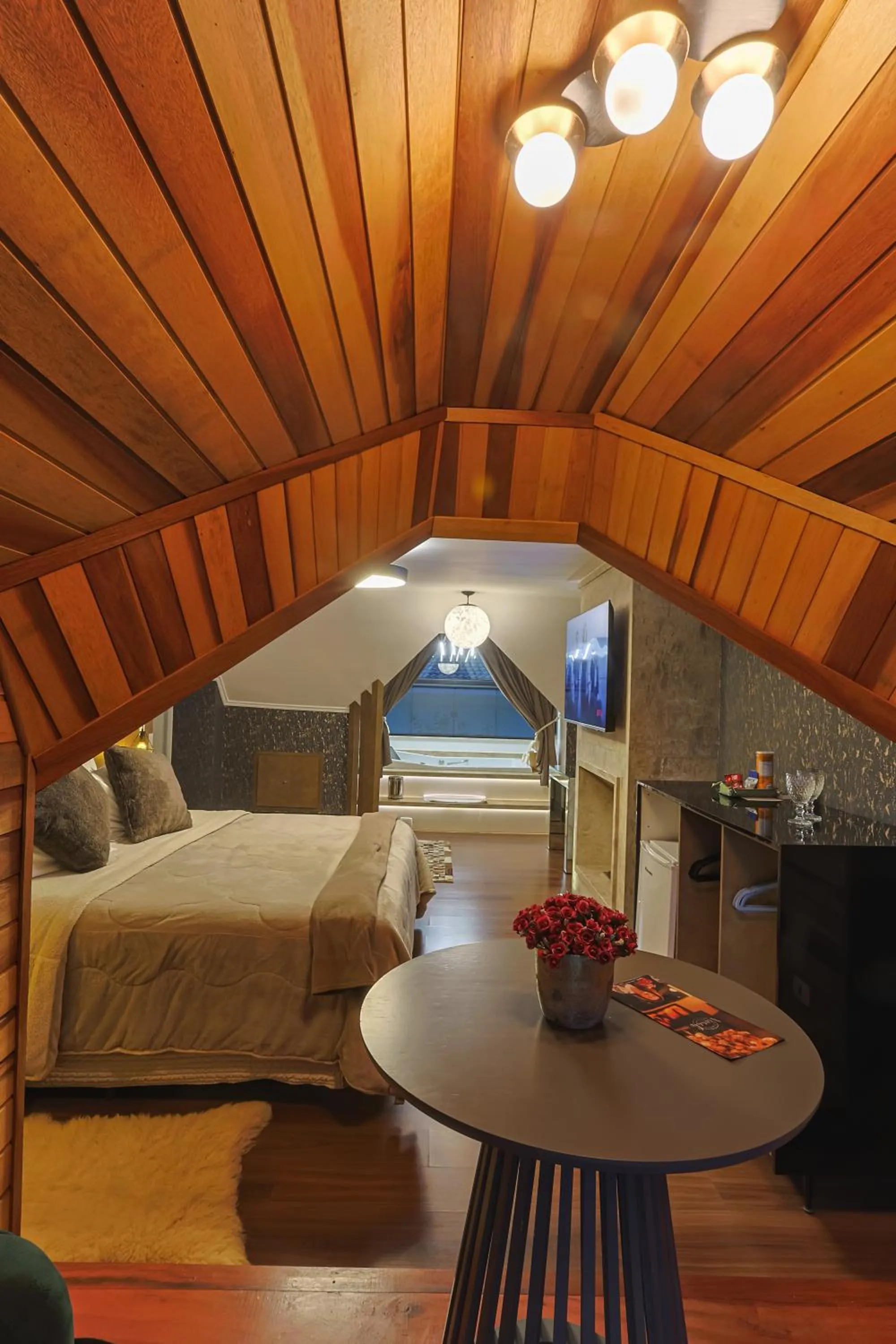 Dining area, Bed in Caminho das Pedras Pousada de Charme