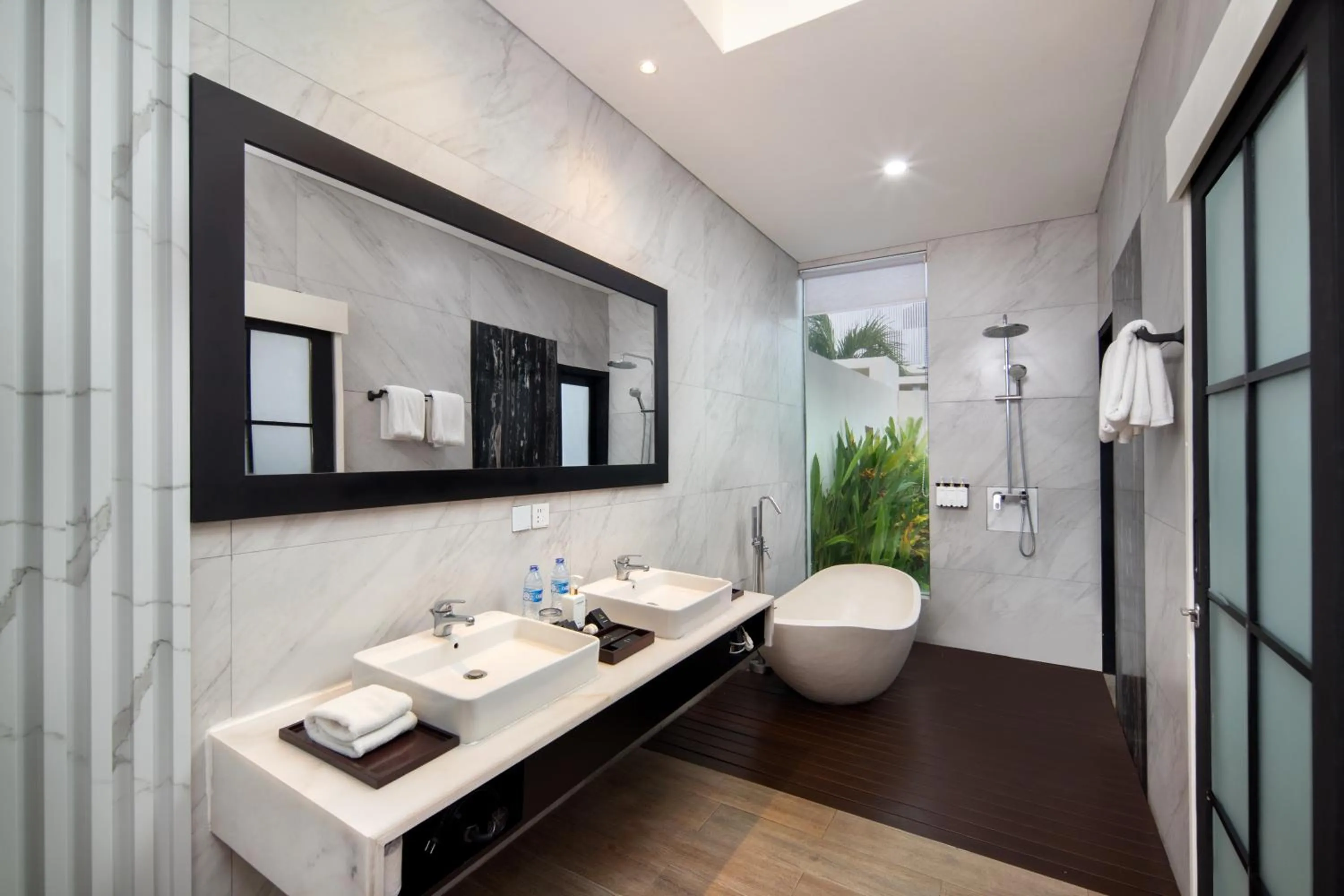 Bathroom in The Grand Daha Luxury Villas