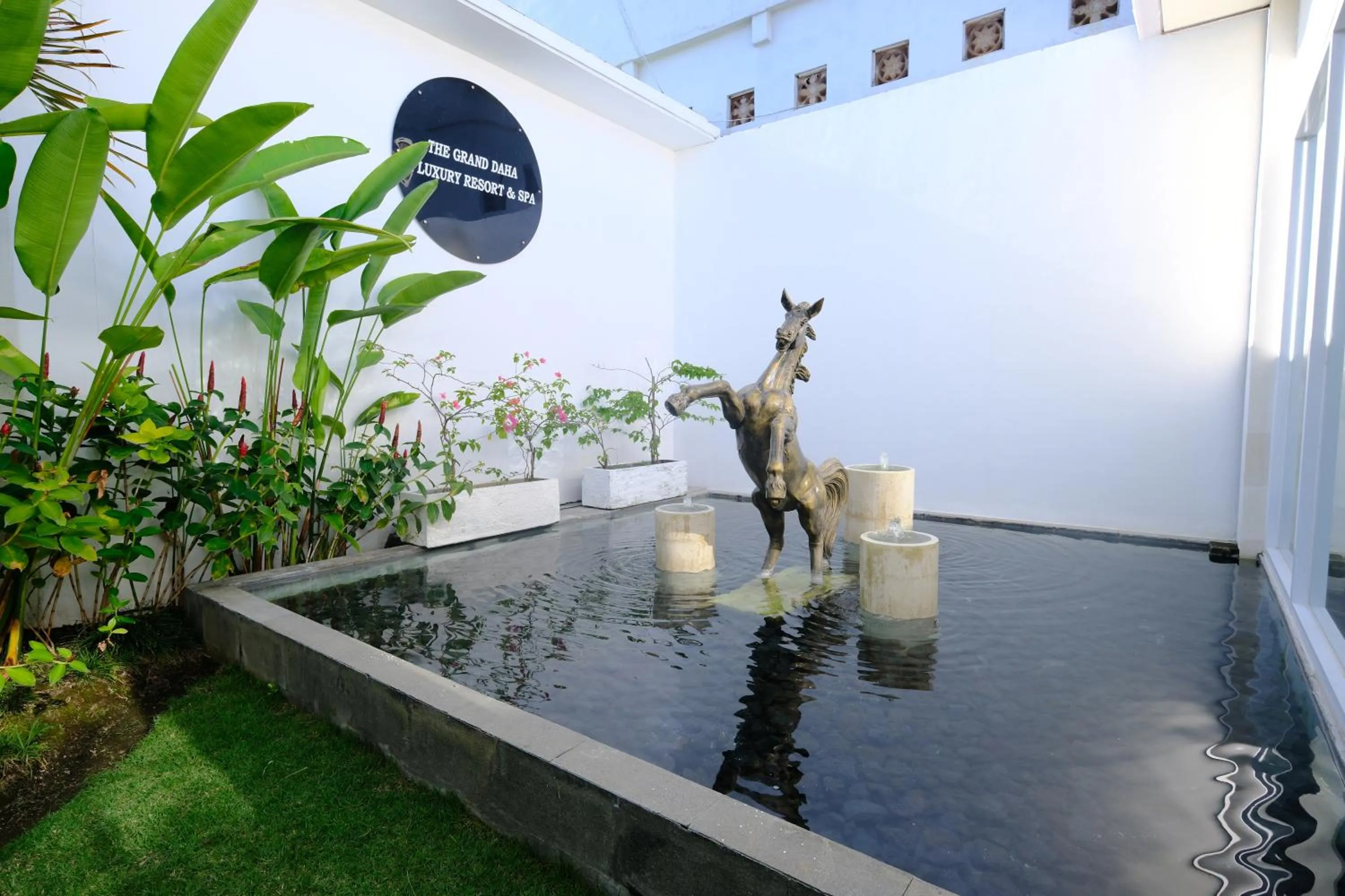 Property building in The Grand Daha Luxury Villas